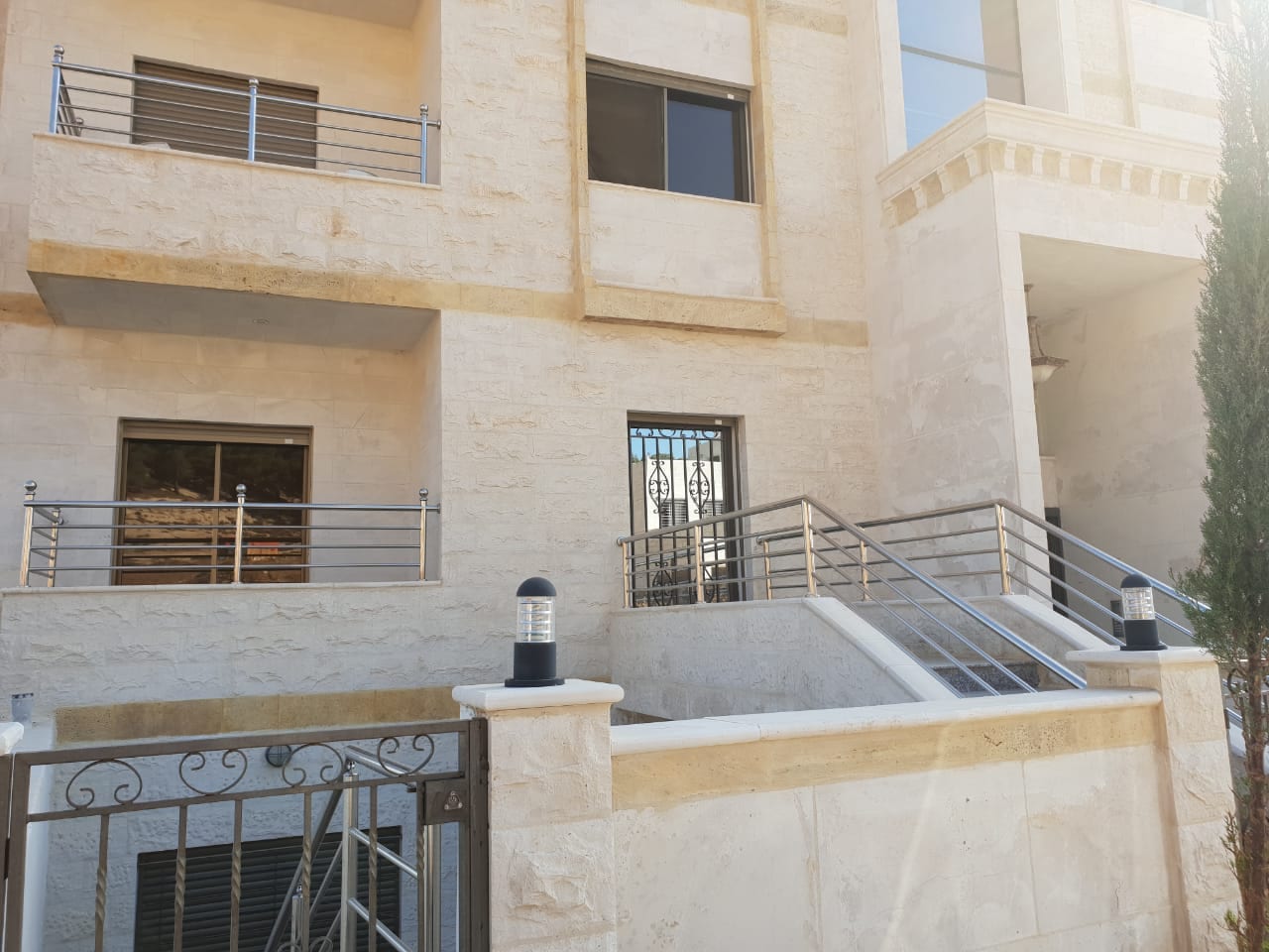 شقةىللايجار عمان مرج الحمام قرب اسواق السلطان
لا تنسَ أنك شاهدت هذا الإعلان في عنكبوت
نوم عدد...