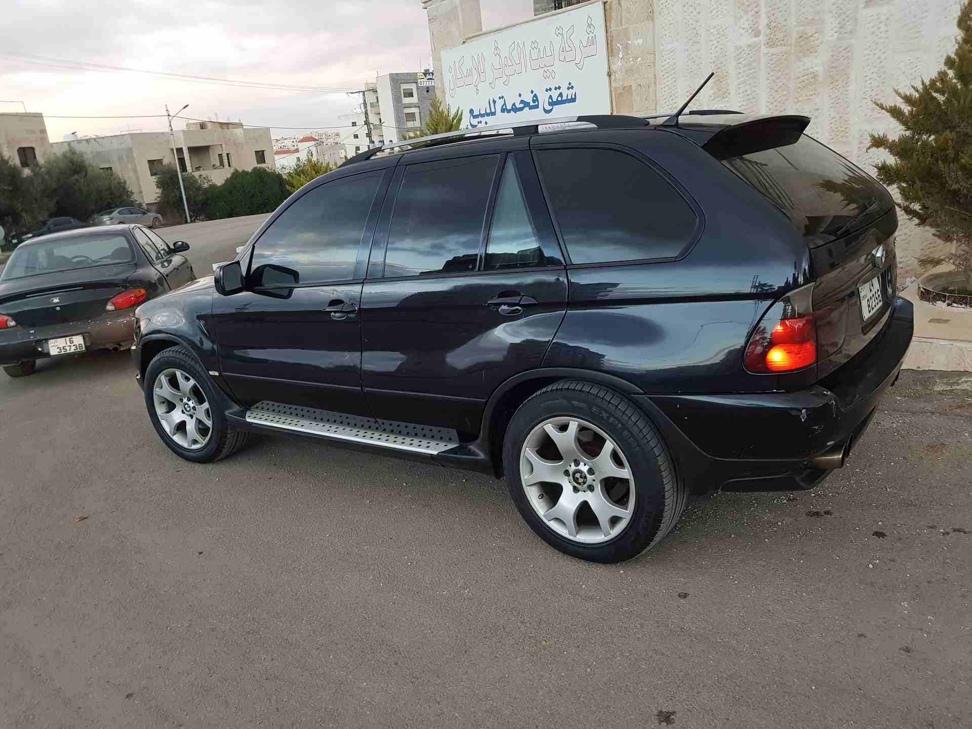 x5 2002 لون كحلي
لا تنسَ أنك شاهدت هذا الإعلان في عنكبوت
x5 لون كحلي 2002
فل كامل
فتحه كرستال
ف...