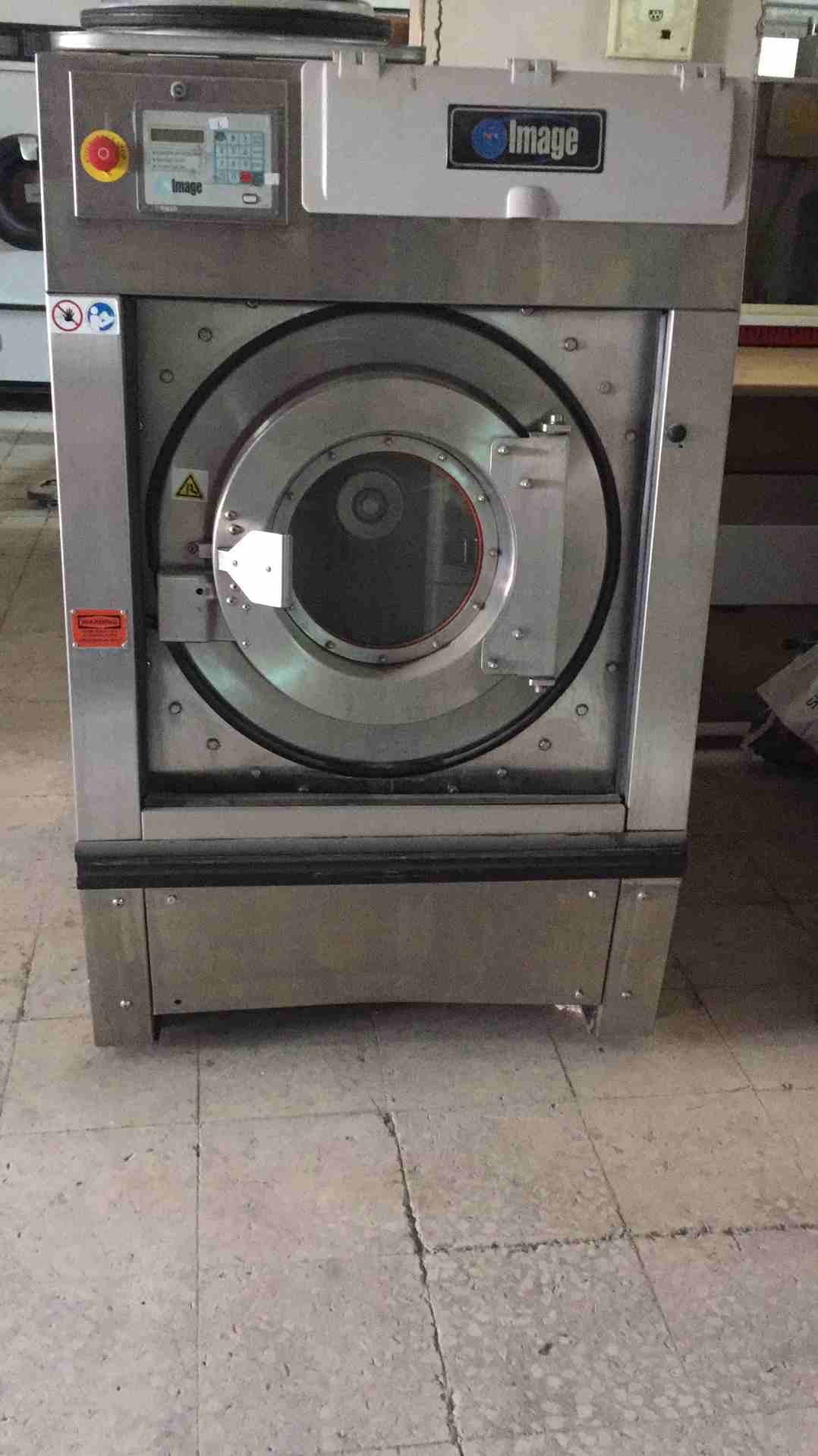 معدات دراي كلين ملابس أوروبيه جديده و مستخدمه بحاله ممتازه للبيع ت 0795028114
لا تنسَ أنك شاهدت هذا الإعلان في عنكبوت...
