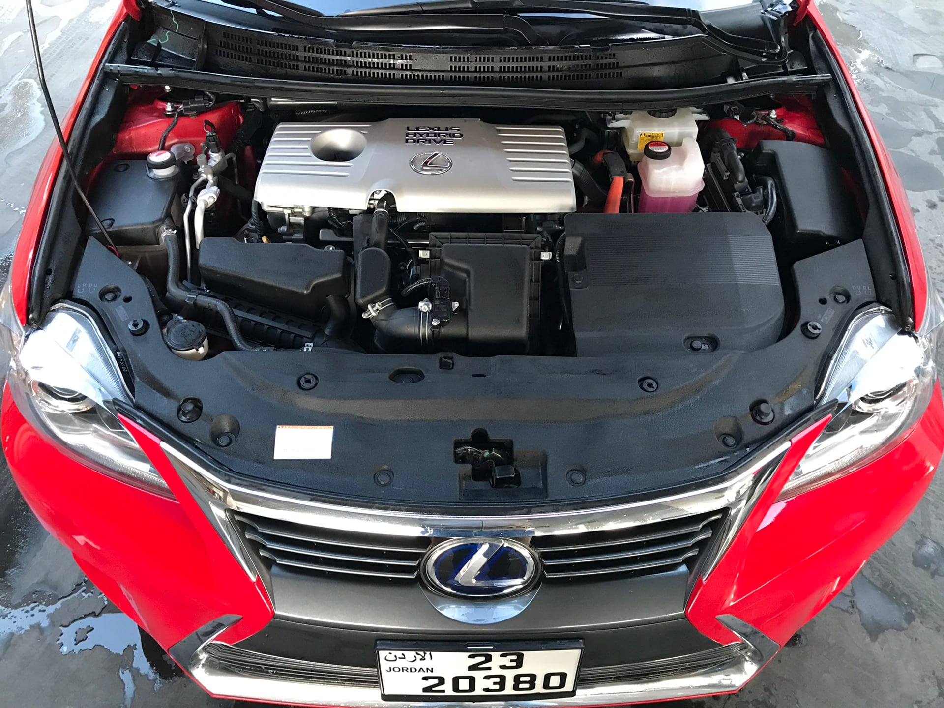 لكزس سي تي CT200 موديل 2016
لا تنسَ أنك شاهدت هذا الإعلان في عنكبوت
LEXUS CT200h Model 2016
-...