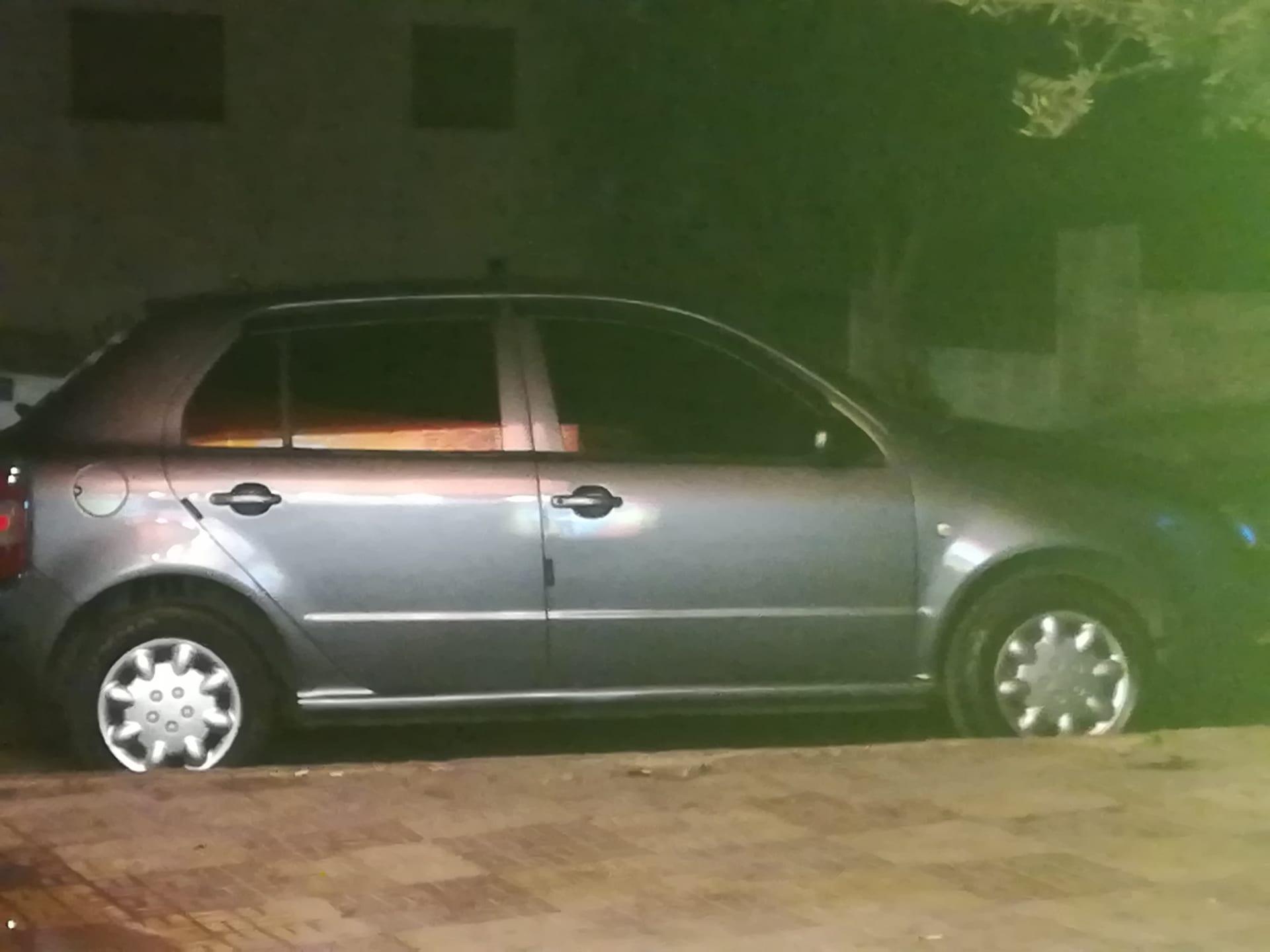 سكودا فابيا للبيع
لا تنسَ أنك شاهدت هذا الإعلان في عنكبوت
فحصها 4 جيد مافي اختها بالسوق كلو ل...