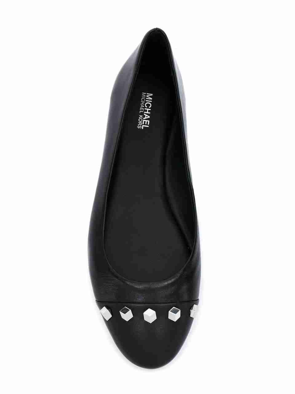 MK Ballarena new size 37
لا تنسَ أنك شاهدت هذا الإعلان في عنكبوت
Micheal kors ballarena
the...