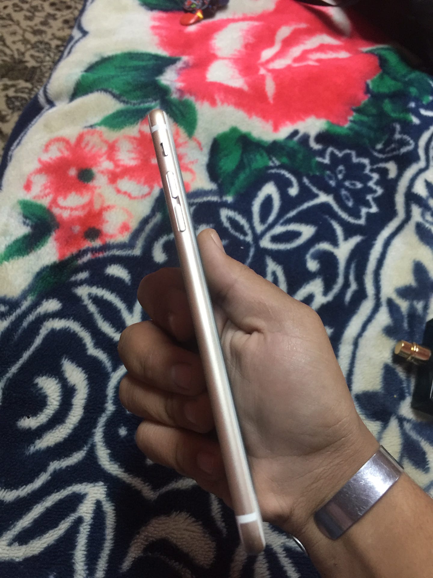 ايفون 6 بلس 16 قيقا
لا تنسَ أنك شاهدت هذا الإعلان في عنكبوت
ايفون سكس بلس لون جولد 16 امريكي...