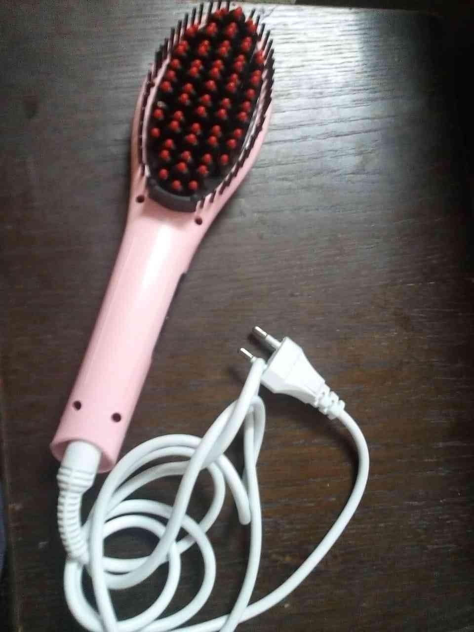 الزرقاء
لا تنسَ أنك شاهدت هذا الإعلان في عنكبوت
Fast hair straightener
Hot 230°C
التوصيل...