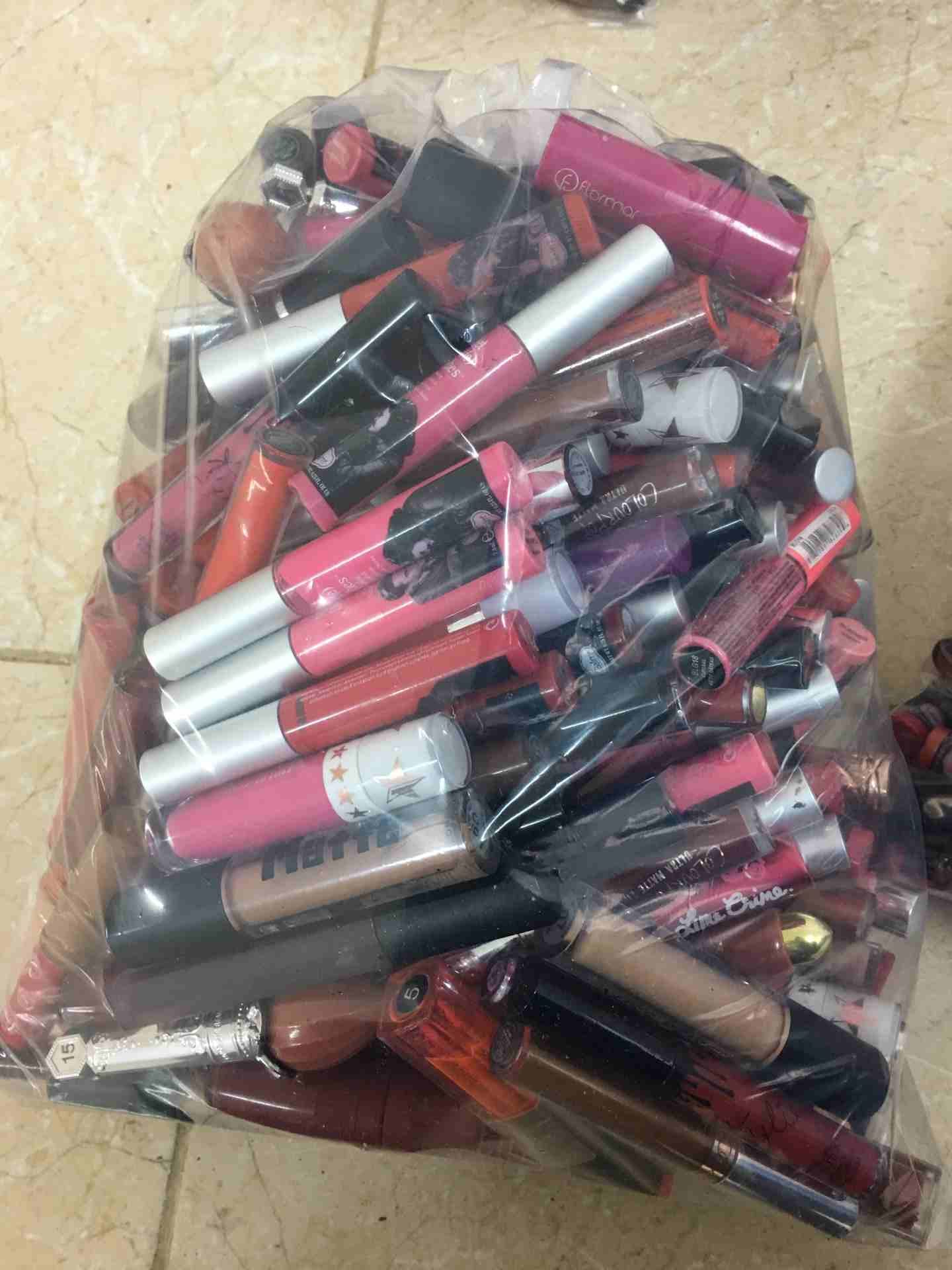شررررررررروه 4200 قطعه بسعر محرررررروق
لا تنسَ أنك شاهدت هذا الإعلان في عنكبوت
شروه بسسسسسسسعر مح...