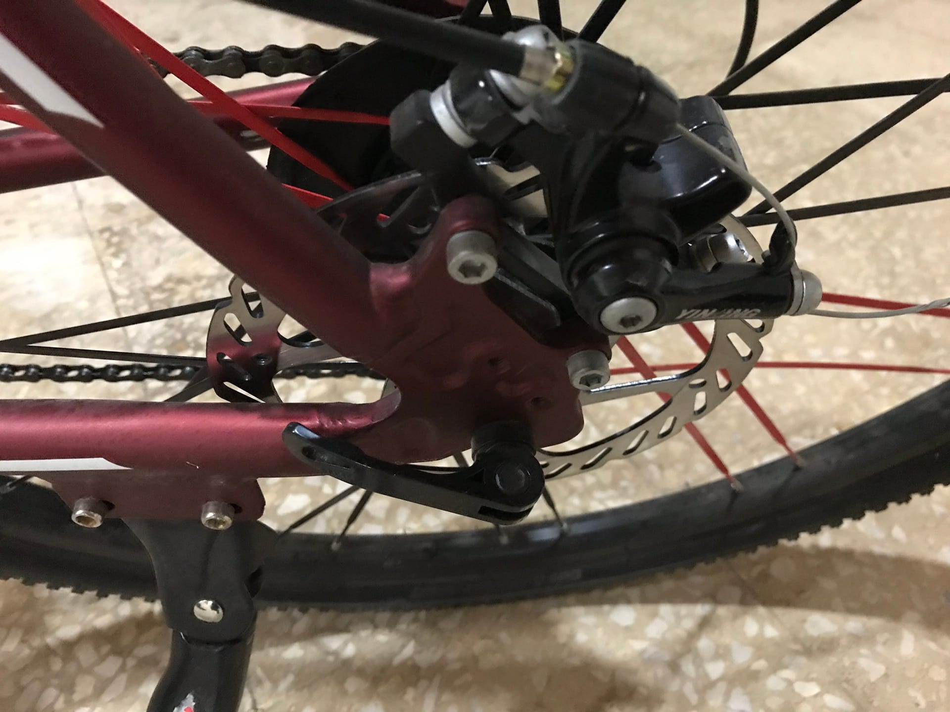 بسكليت نوع تريك trek للبيع
لا تنسَ أنك شاهدت هذا الإعلان في عنكبوت
البسكليت نمرة 26 ليس بحاجة...