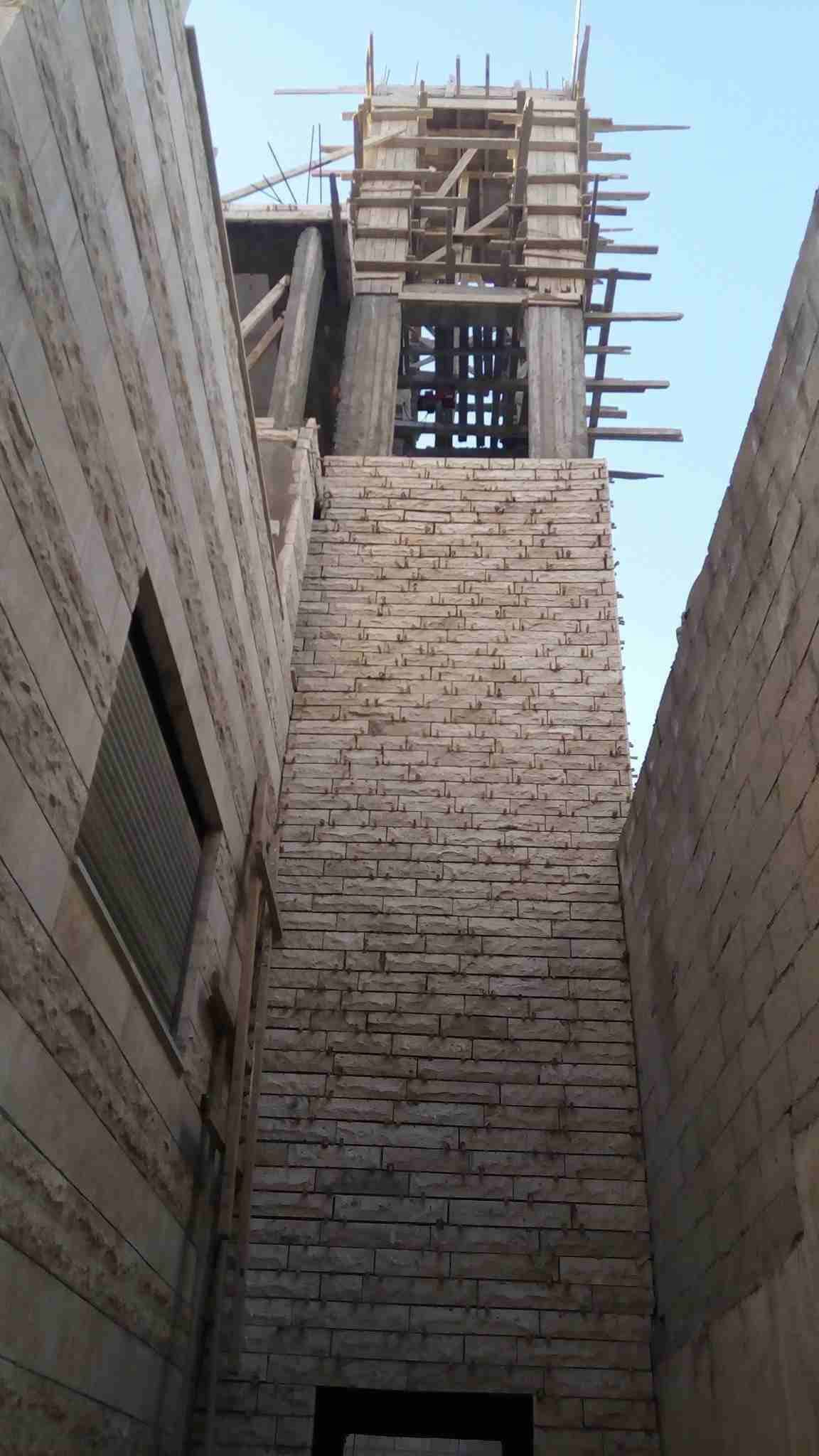 بناء وتلبيس حجر مقاولات بالمتر يوميات أي مكان
لا تنسَ أنك شاهدت هذا الإعلان في عنكبوت
بناء حجر
دي...