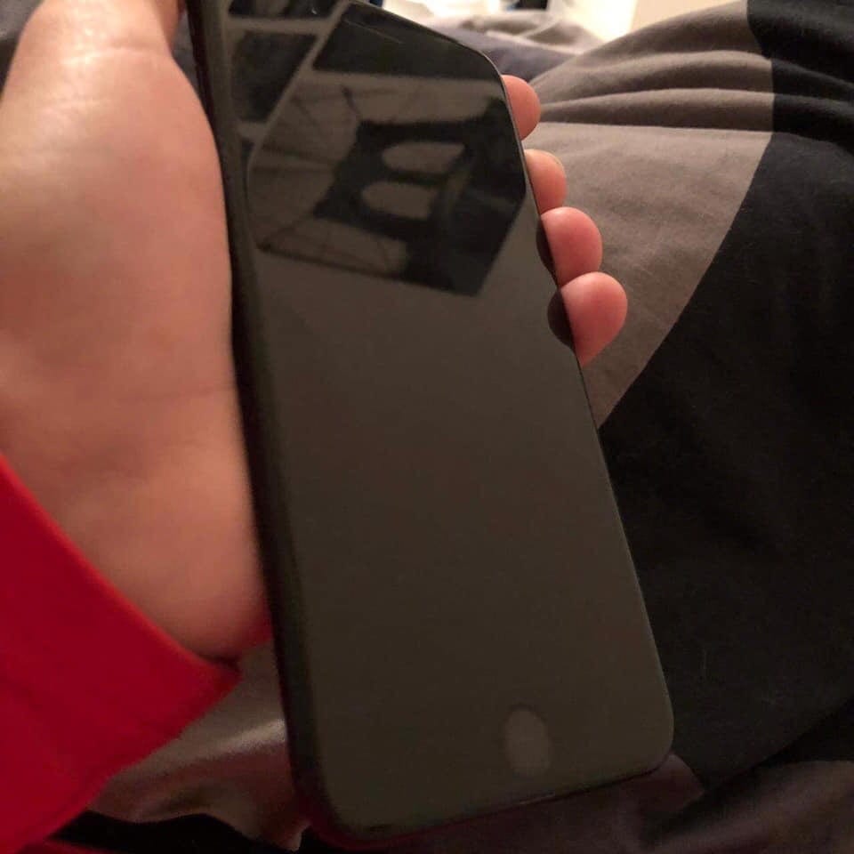 ايفون iphone 7plus 128GB اسود مطفي بحال الوكاالة بسعرر حررق
لا تنسَ أنك شاهدت هذا الإعلان في عنكبوت...