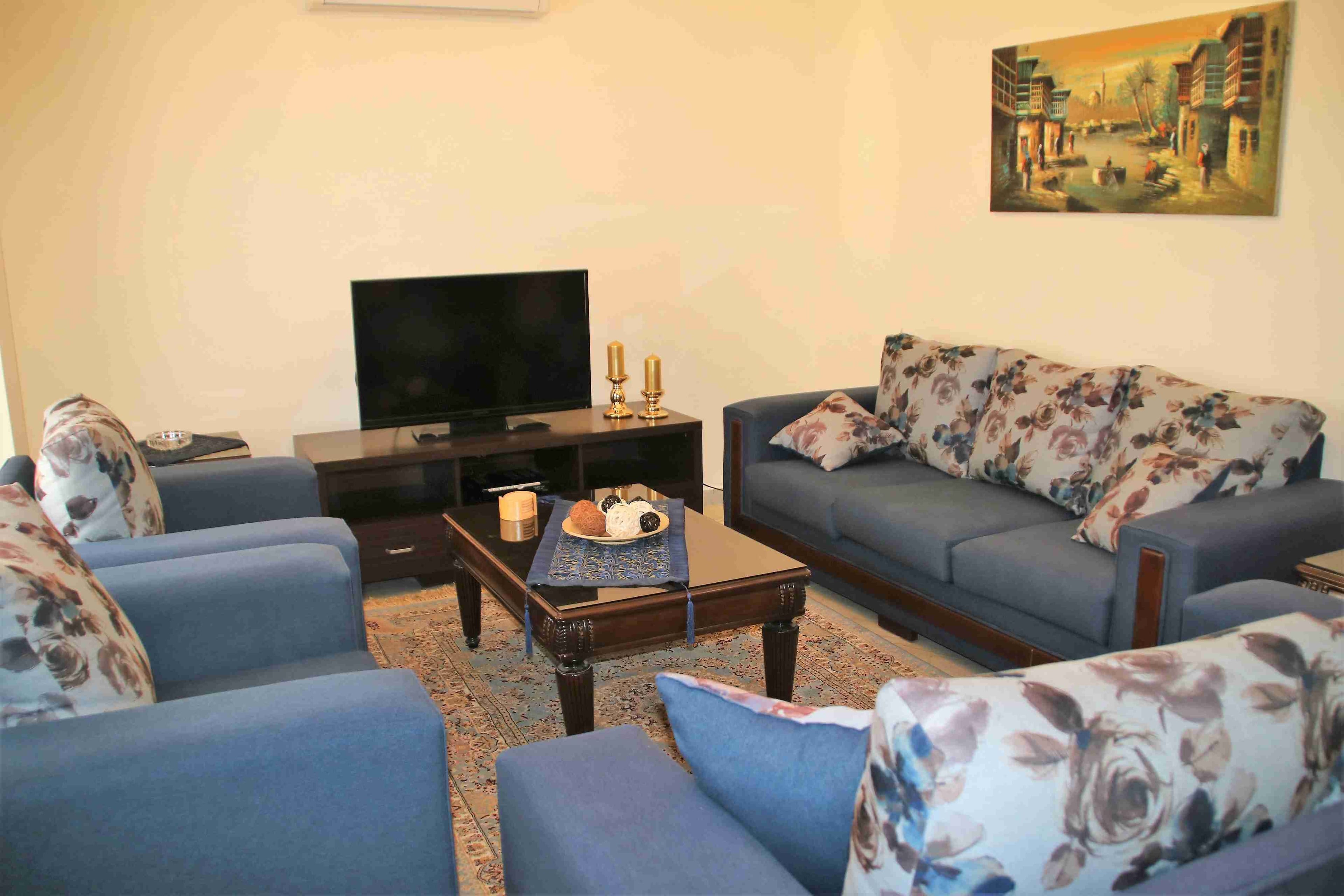شقة مفروشة فرش فاخر - 3 نوم - خلدة stylish 3 bedrooms apartment in Khalda
لا تنسَ أنك شاهدت هذا الإعلان في عنكبوت...