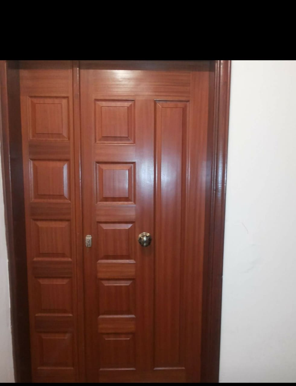 دهان موبيليا والبواب الخشبي والمطابخ حيدر العراقي
لا تنسَ أنك شاهدت هذا الإعلان في عنكبوت
صيا...
