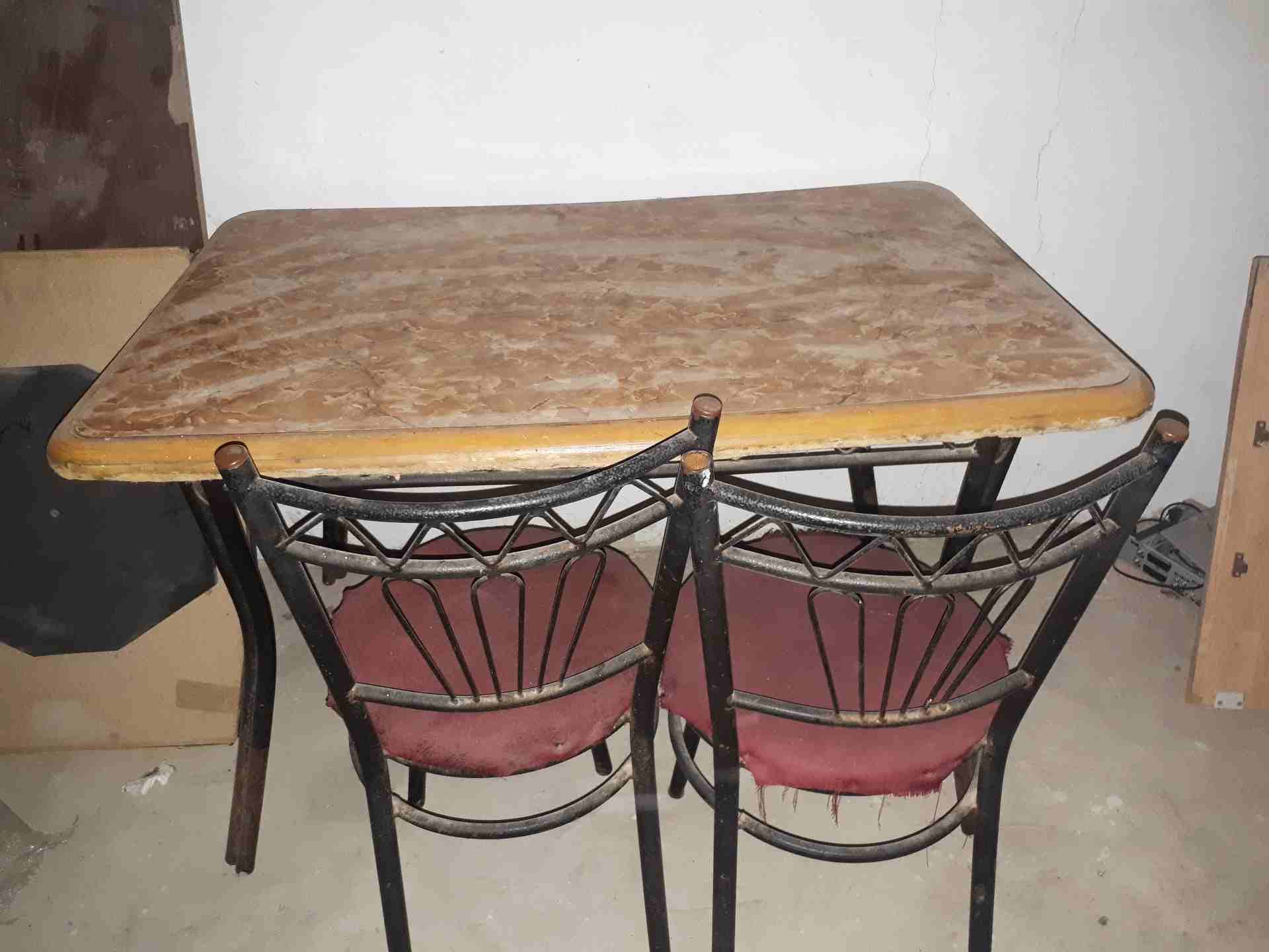 طولة سفرة مع 2 كرسى
لا تنسَ أنك شاهدت هذا الإعلان في عنكبوت
طولة سفرة مع 2 كرسى العنوان شارع ا...