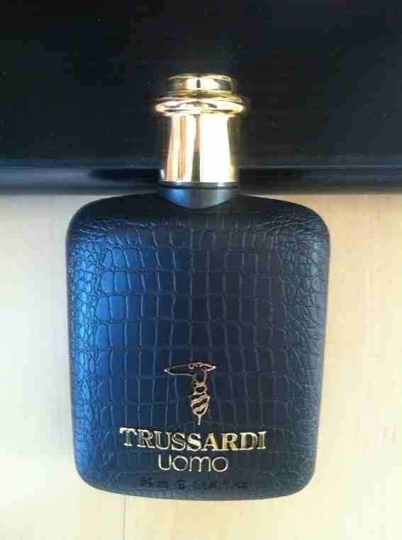عطر TRUSSARDI UMO 1983 الاصلي الايطالي 50ml
لا تنسَ أنك شاهدت هذا الإعلان في عنكبوت
عطر TRUSSARDI...
