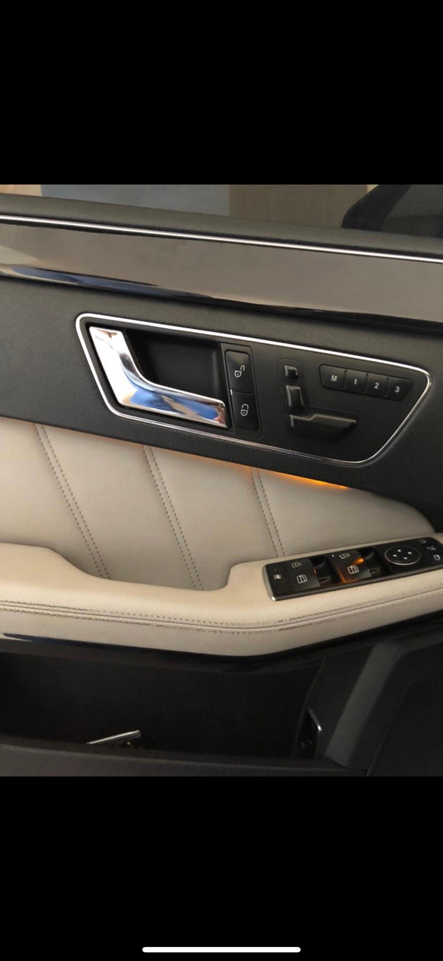 Mercedes 2011 aventgarde - E63 AMG kit
لا تنسَ أنك شاهدت هذا الإعلان في عنكبوت
125000 km done...