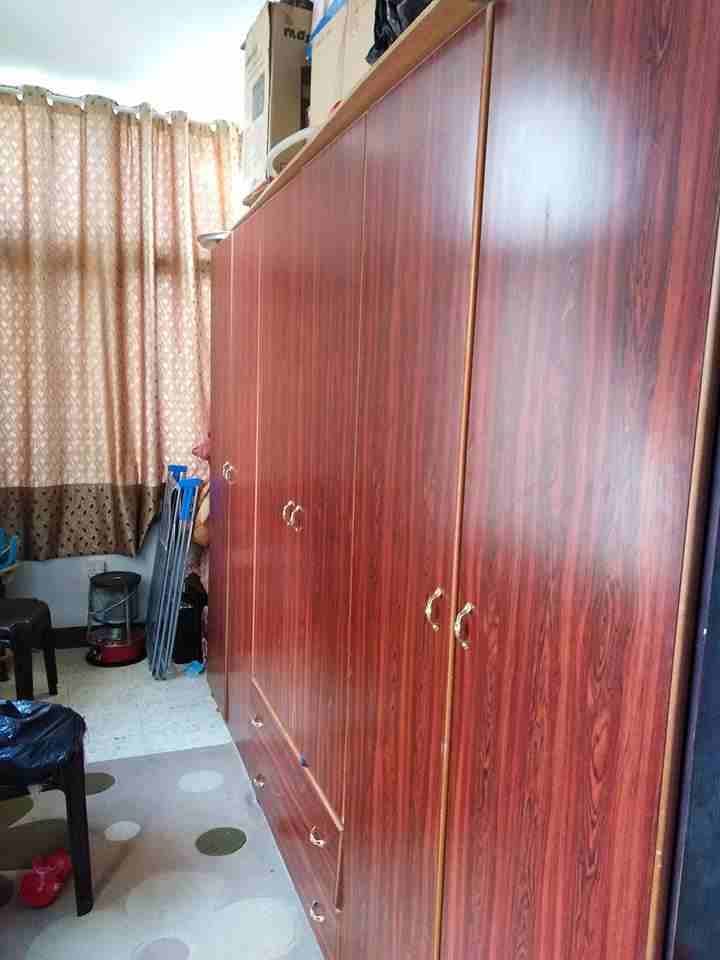 0781539716
لا تنسَ أنك شاهدت هذا الإعلان في عنكبوت
خزانة للبيع خشب لاتية مقشطت بي زان طاولة تلفزي...