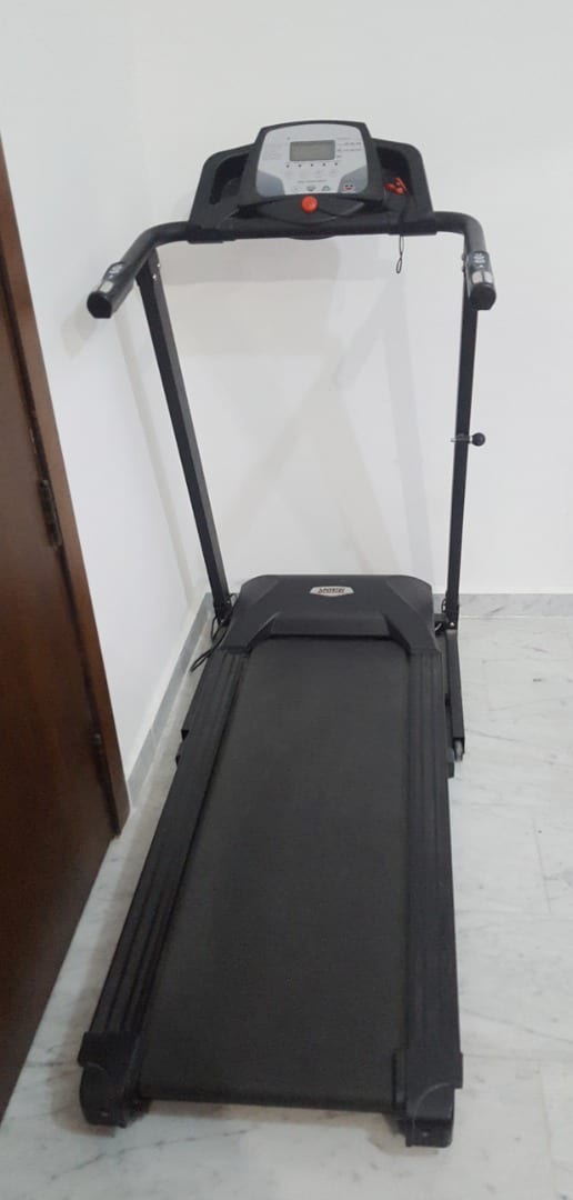 جهاز المشي و الركض Treadmillبسعر مميز جدا
لا تنسَ أنك شاهدت هذا الإعلان في عنكبوت
جهاز للمشي...