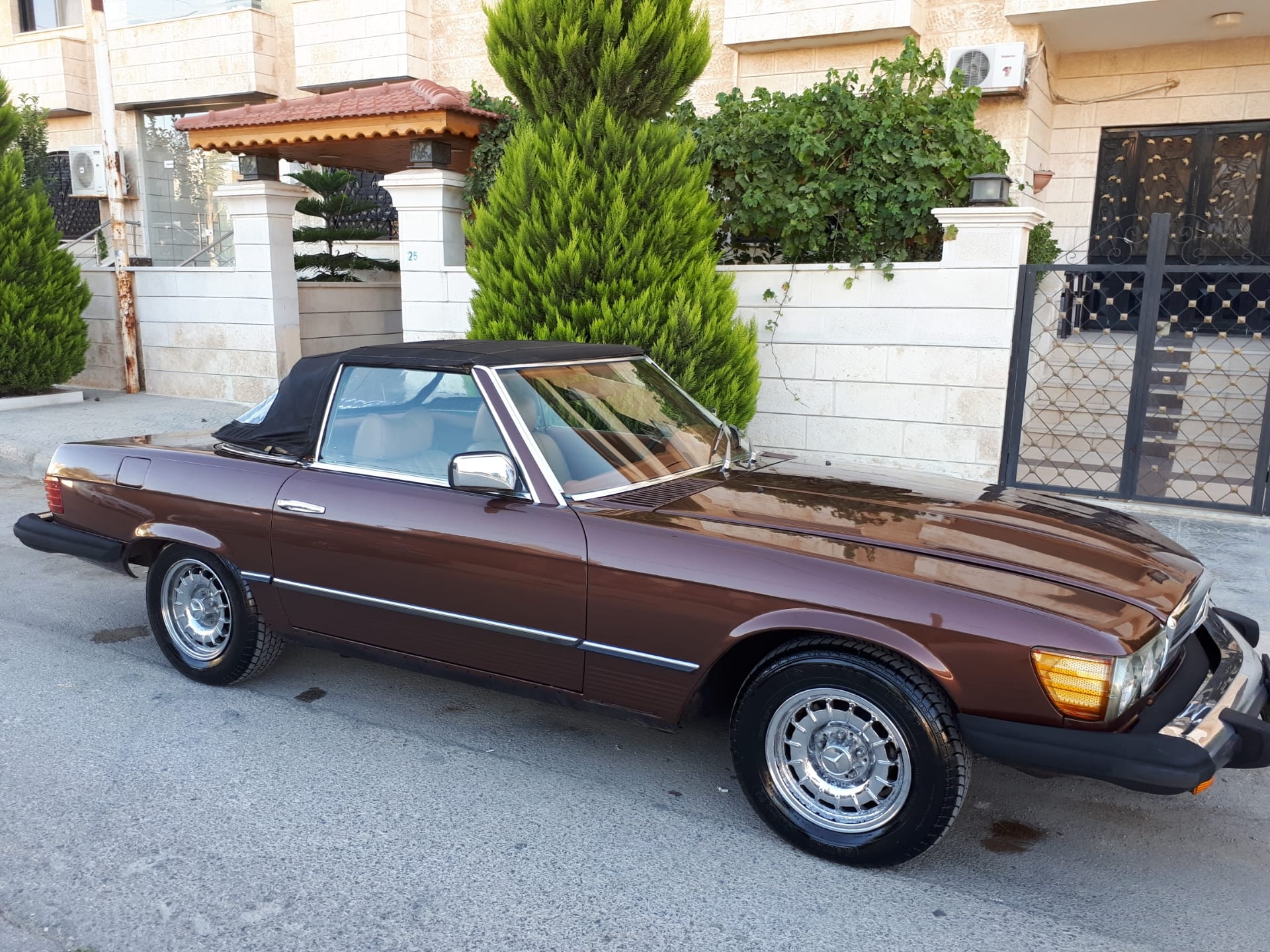 مرسيدس كلاسيك SL 450 موديل 1979
لا تنسَ أنك شاهدت هذا الإعلان في عنكبوت
مرسيدس كلاسيك SL 450...