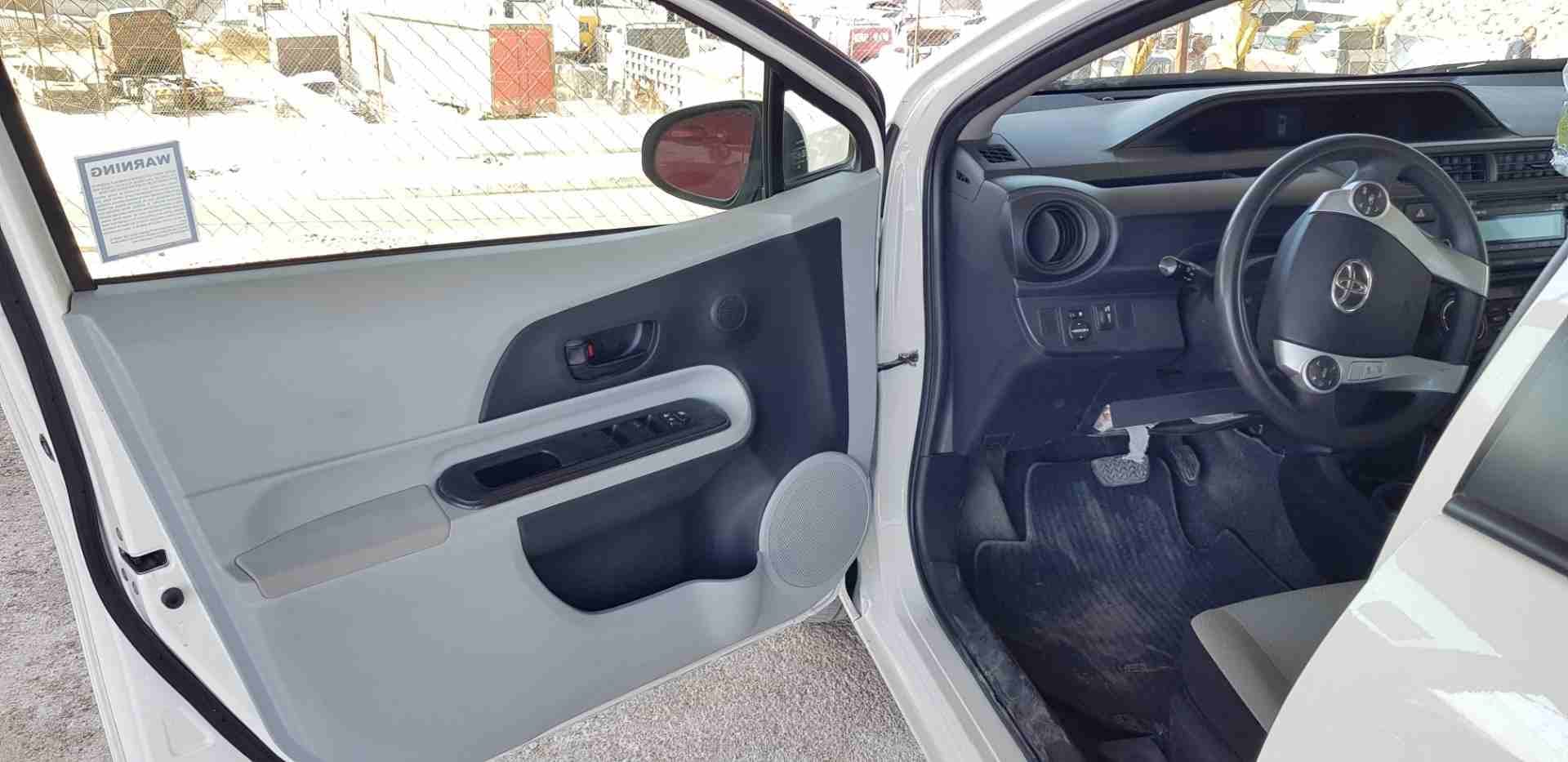 بريوس سي 2014
لا تنسَ أنك شاهدت هذا الإعلان في عنكبوت
Prius c 2014
الفحص 2 جيد خلفي اضافات بيس...