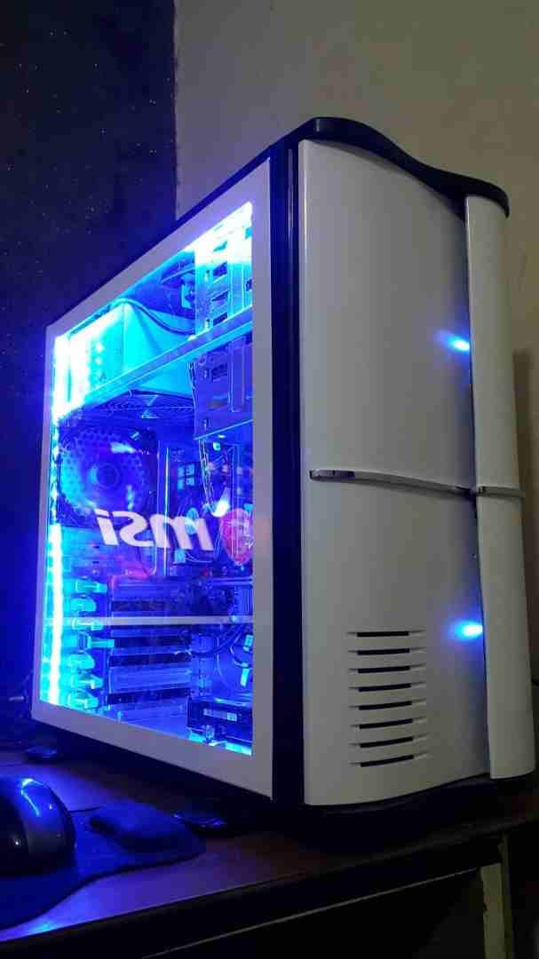 كيس احترافي للبيع Case gaming
لا تنسَ أنك شاهدت هذا الإعلان في عنكبوت
ntel Core i7-3770- 3.40GHz...