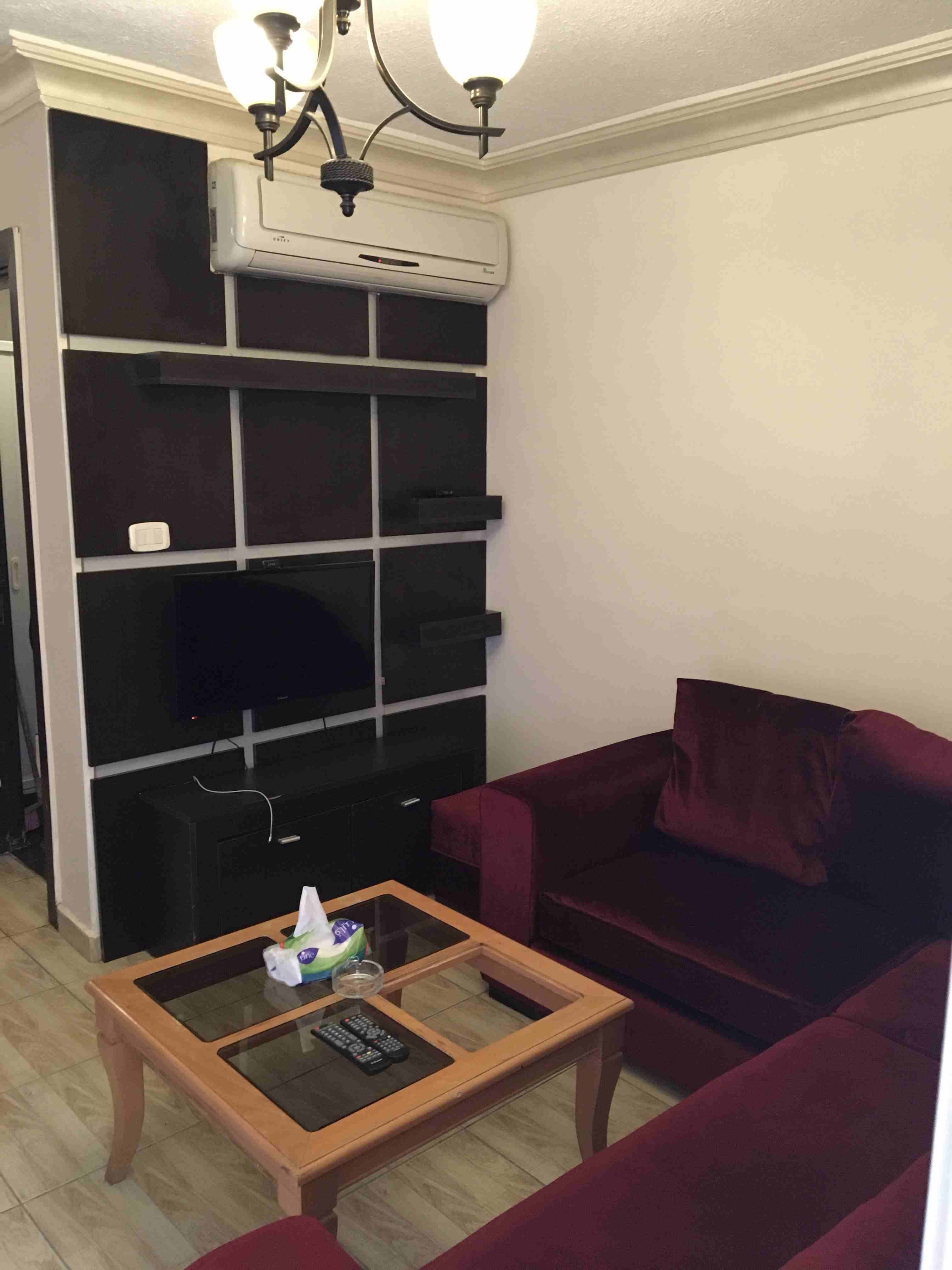 ستوديو مفروش فاخر خلف الهوليدي ان Furnished studio (next to holiday-inn hotel) للبيع او الإيجار
لا تنسَ أنك شاهدت هذا الإعلان في عنكبوت...