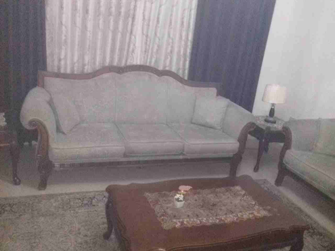 قاطع خشب لاتيه وغرفه ضيوف
لا تنسَ أنك شاهدت هذا الإعلان في عنكبوت
غرفه ضيوف مع قاطع خشب بحاله ممت...