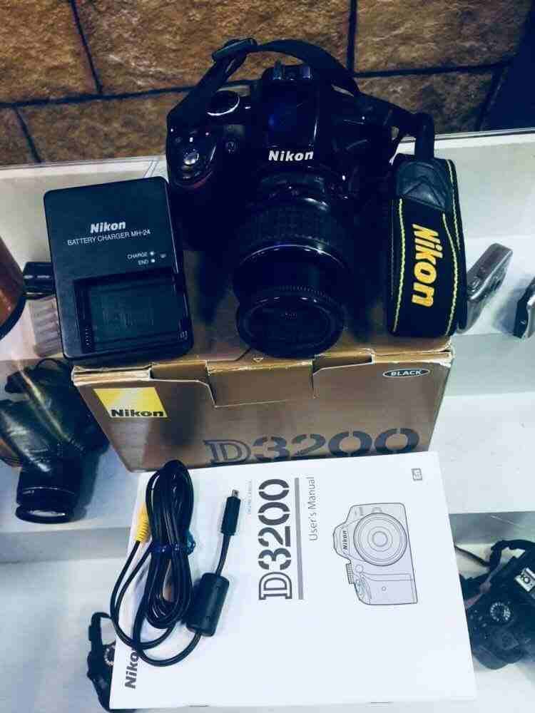 3200 nikon
لا تنسَ أنك شاهدت هذا الإعلان في عنكبوت
معها شاحن 2 بطاريه ستراب عدسه 18-55 كرتونه مع...