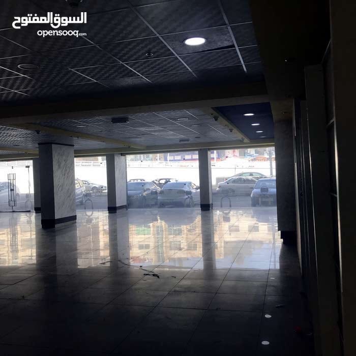 محلات للايجار بمكان مميز وسعر مغري جدا
لا تنسَ أنك شاهدت هذا الإعلان في عنكبوت
يوجد 4 محلات م...