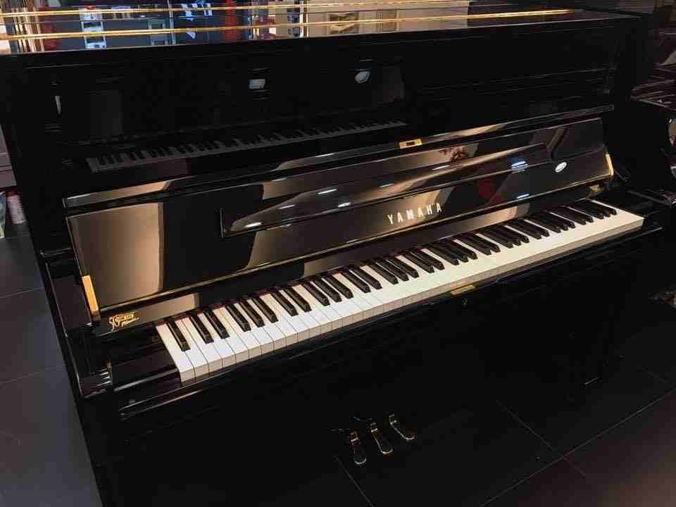 Yamaha piano made in Japan بيانو ياماها ياباني
لا تنسَ أنك شاهدت هذا الإعلان في عنكبوت
بيانو ياما...