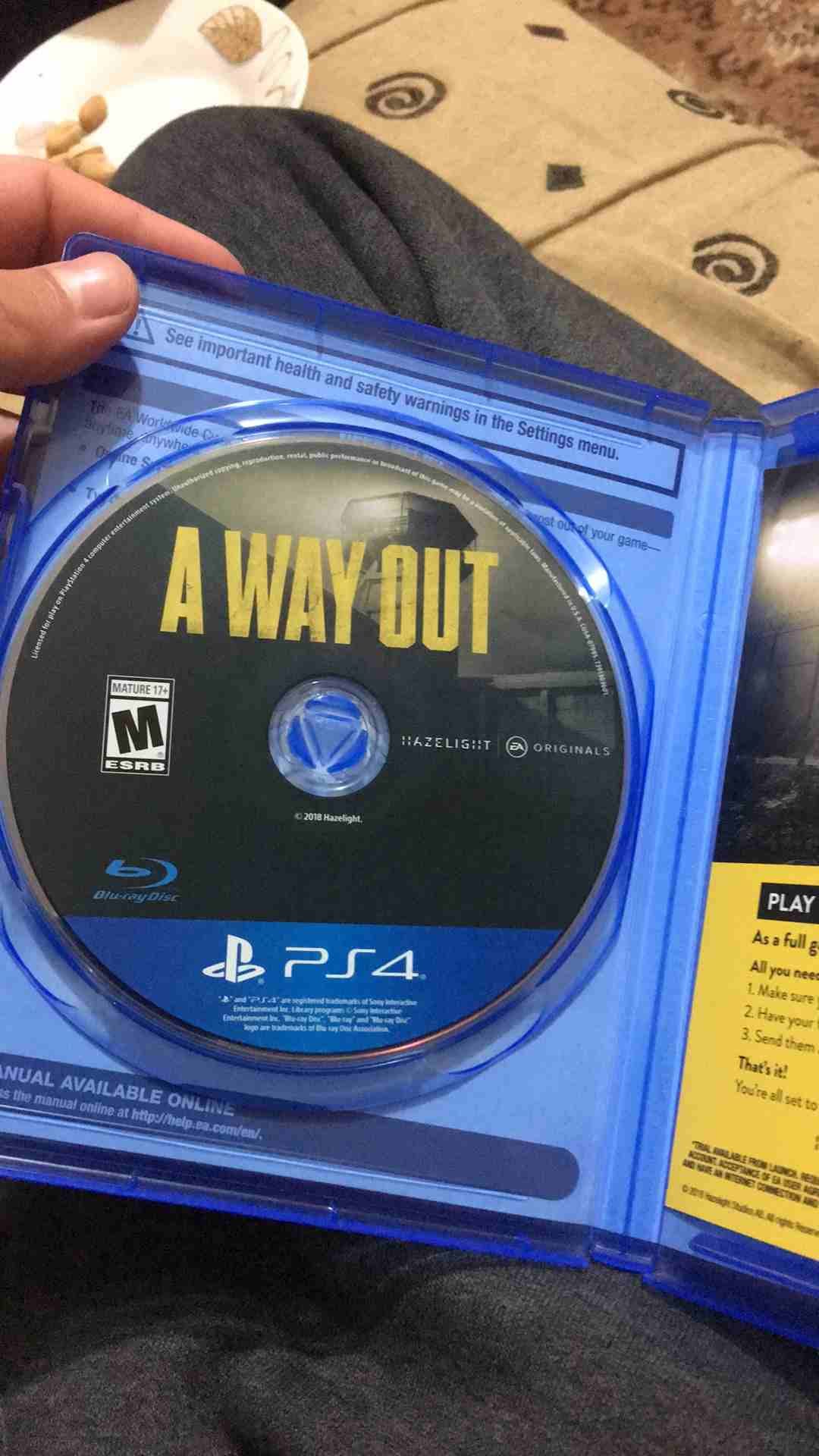 السيدي A way out السيدي ممتاز جدا
لا تنسَ أنك شاهدت هذا الإعلان في عنكبوت
االسيدي للبيع وليس للبد...