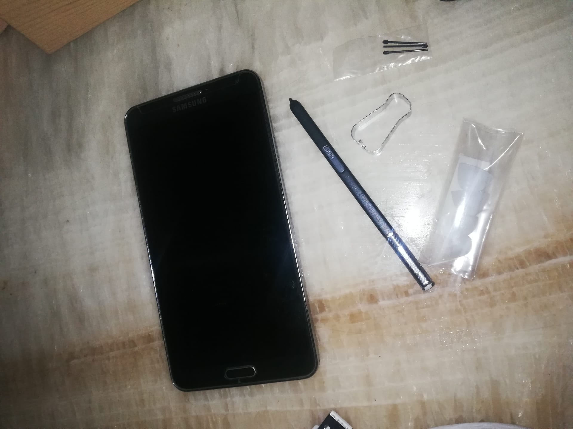 للبيع نوت3 نضيف
لا تنسَ أنك شاهدت هذا الإعلان في عنكبوت
نوت 3 للبيع جهاز على وضع شركه موصفات...