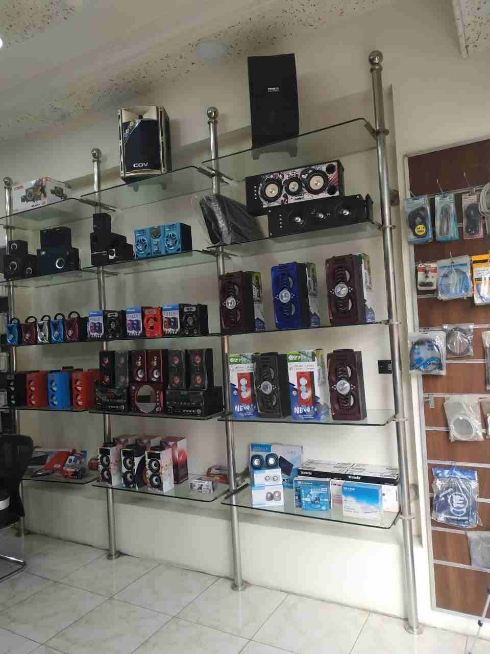 محل خلويات وكمبيوتر للبيع بداعي السفر في ابو علندا
لا تنسَ أنك شاهدت هذا الإعلان في عنكبوت
محل خل...