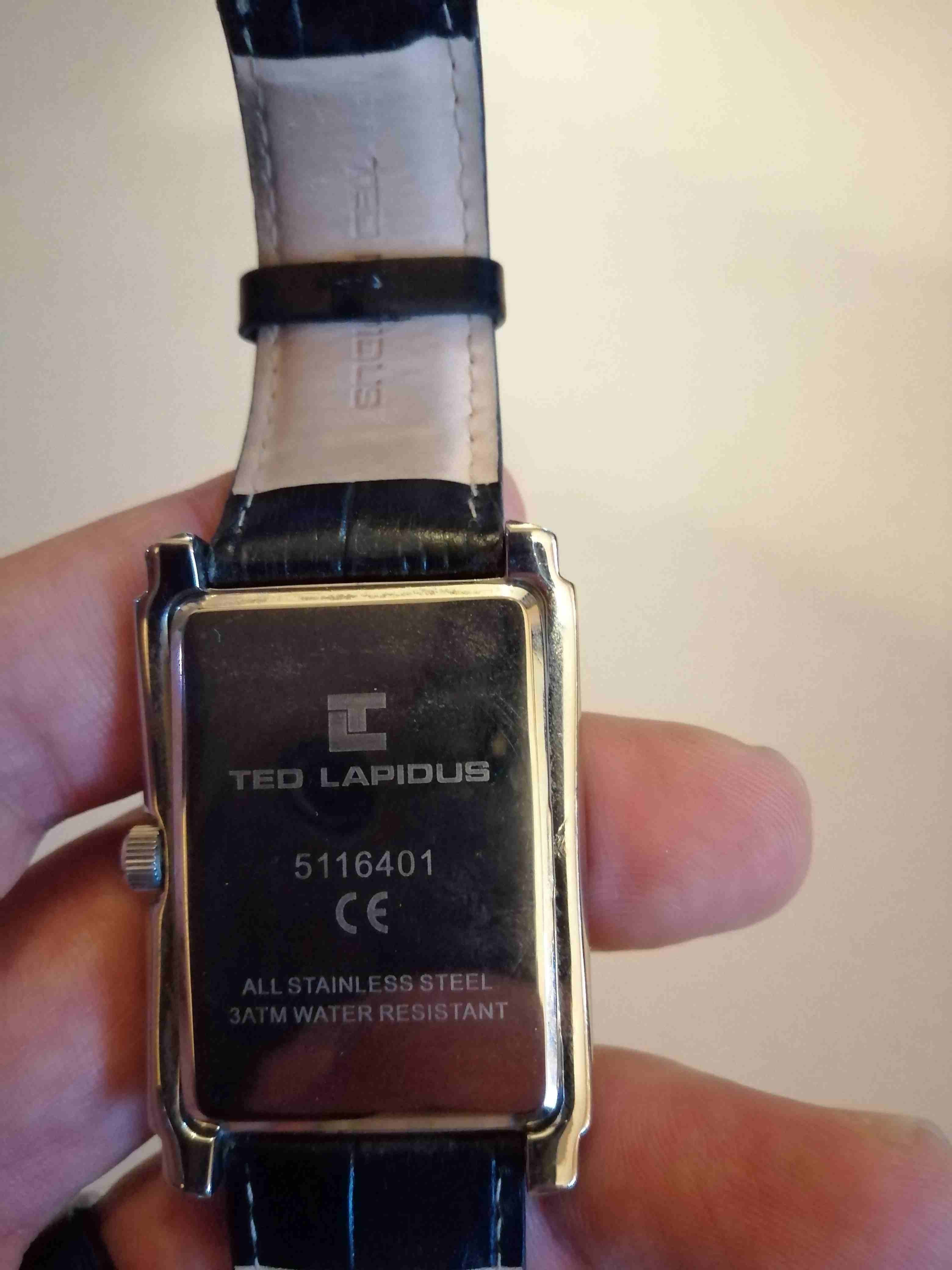 TED LAPIDUS watch
لا تنسَ أنك شاهدت هذا الإعلان في عنكبوت
Ted lapidus watch for sale , very clean...