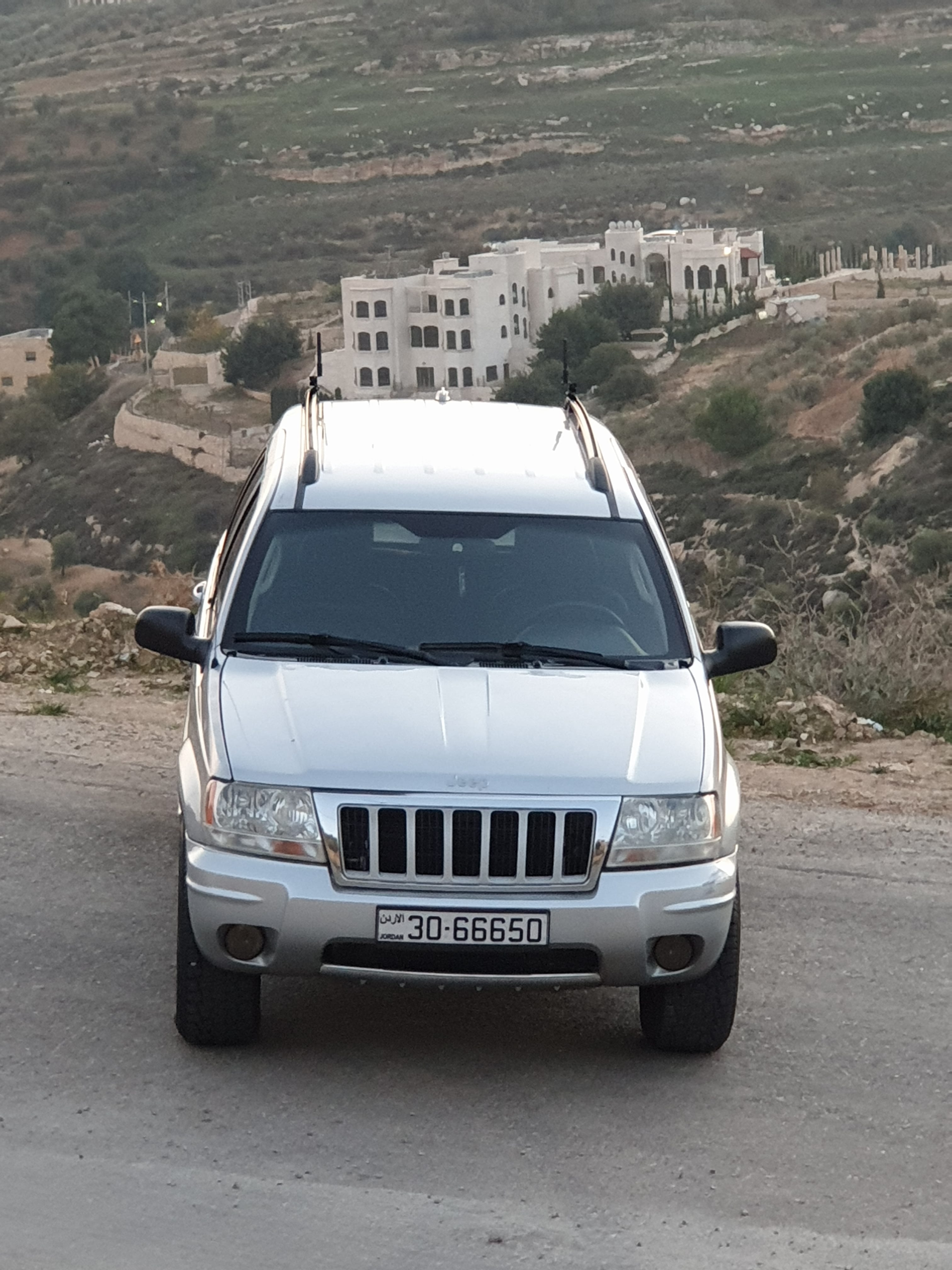 JEEP GRAND CHEROKEE 2004
لا تنسَ أنك شاهدت هذا الإعلان في عنكبوت
Jeep grand cherokee 2004
ove...