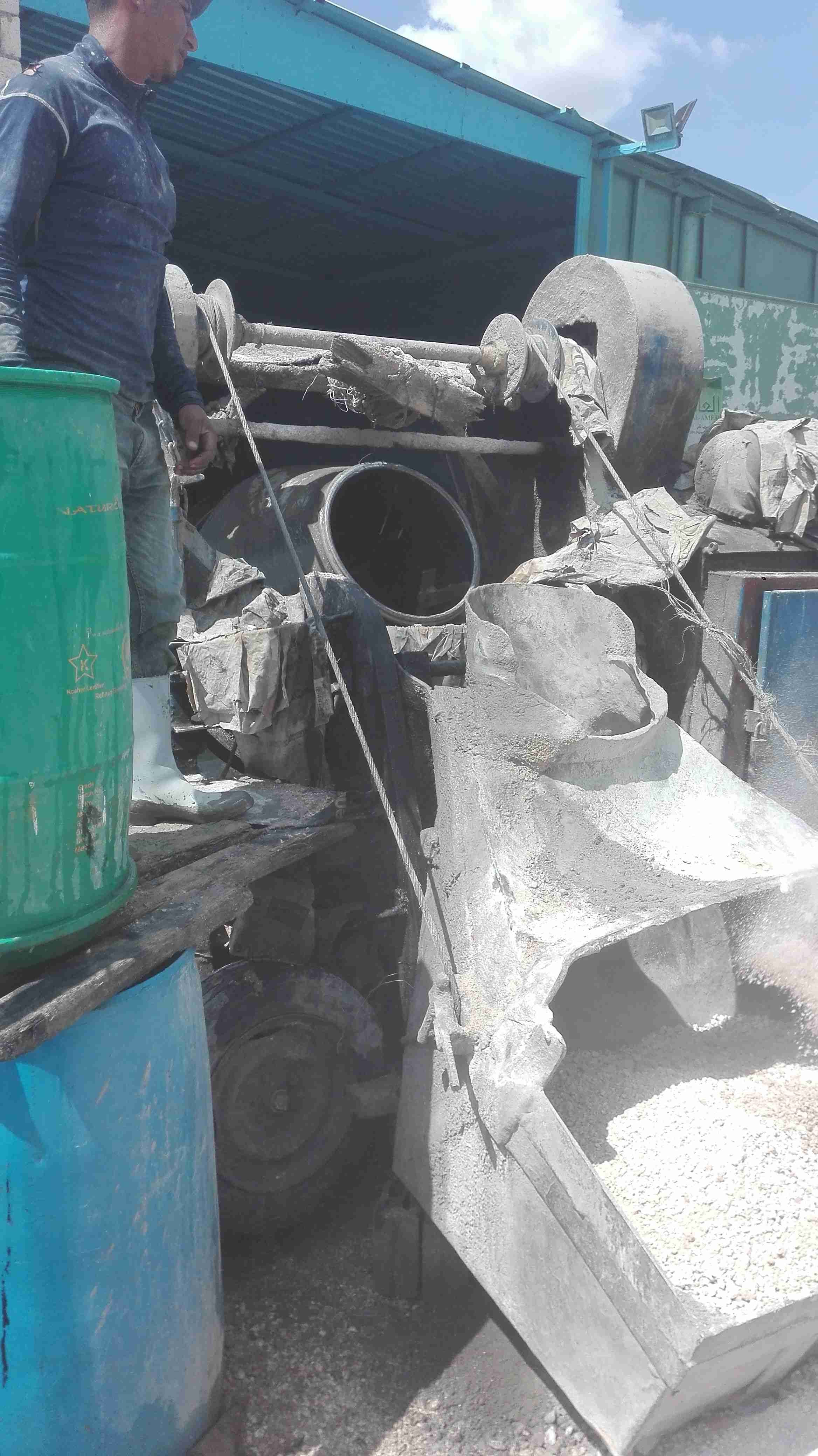 خلاطة بطون ونش
لا تنسَ أنك شاهدت هذا الإعلان في عنكبوت
خلاطة باطون ونش راسين مع وصلات للعاشر...