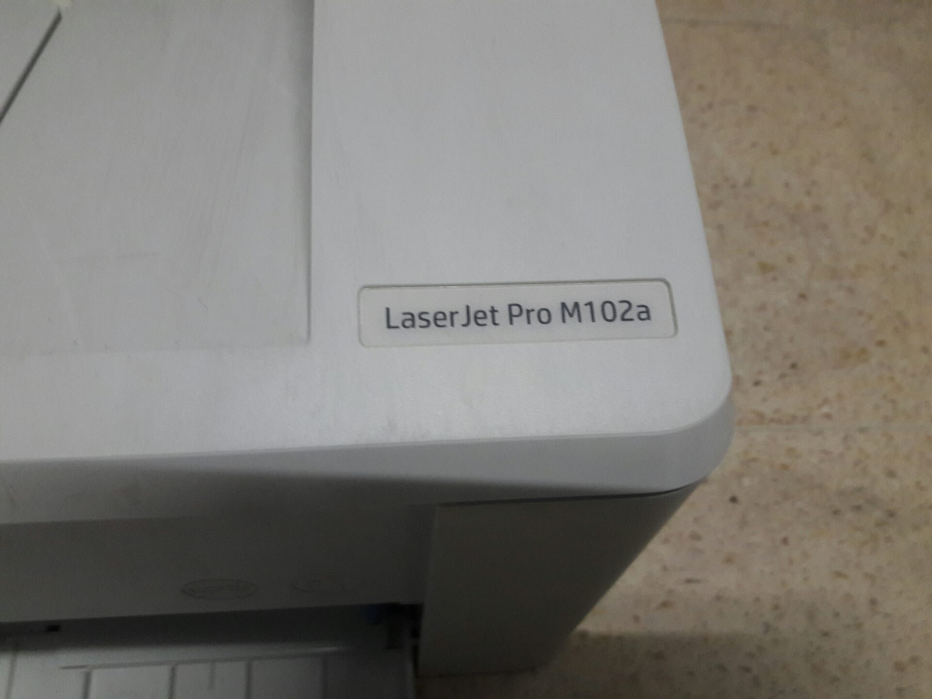 طابعه hp ليزر نظيفة بحاله الوكالة
لا تنسَ أنك شاهدت هذا الإعلان في عنكبوت
نظيفة استعمال خفيف...