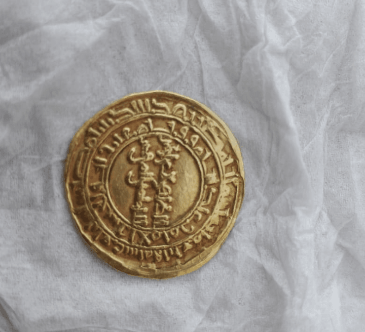 عملات ذهب قديمه جدا للبيع للجادين رجائا
لا تنسَ أنك شاهدت هذا الإعلان في عنكبوت
نادرة...