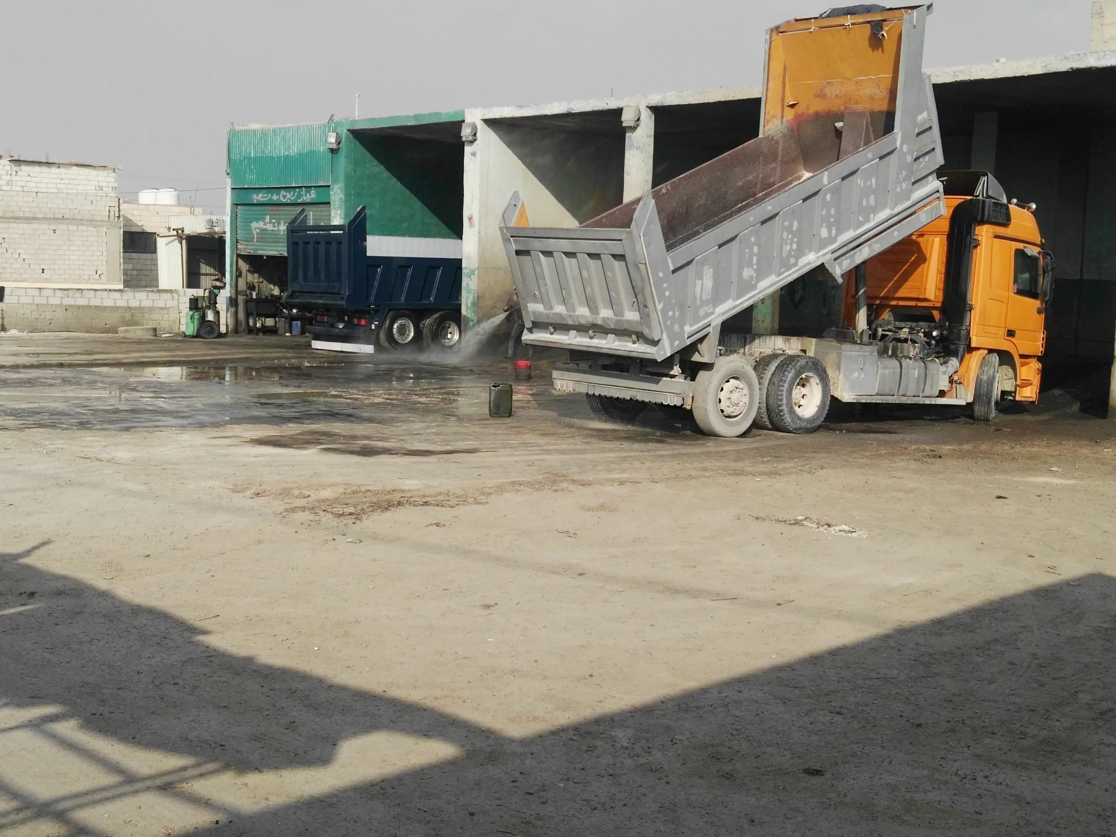 محطة غسيل وتشحيم وغيار زيت شاحنات
لا تنسَ أنك شاهدت هذا الإعلان في عنكبوت
محطة غسيل وتشحيم وغ...