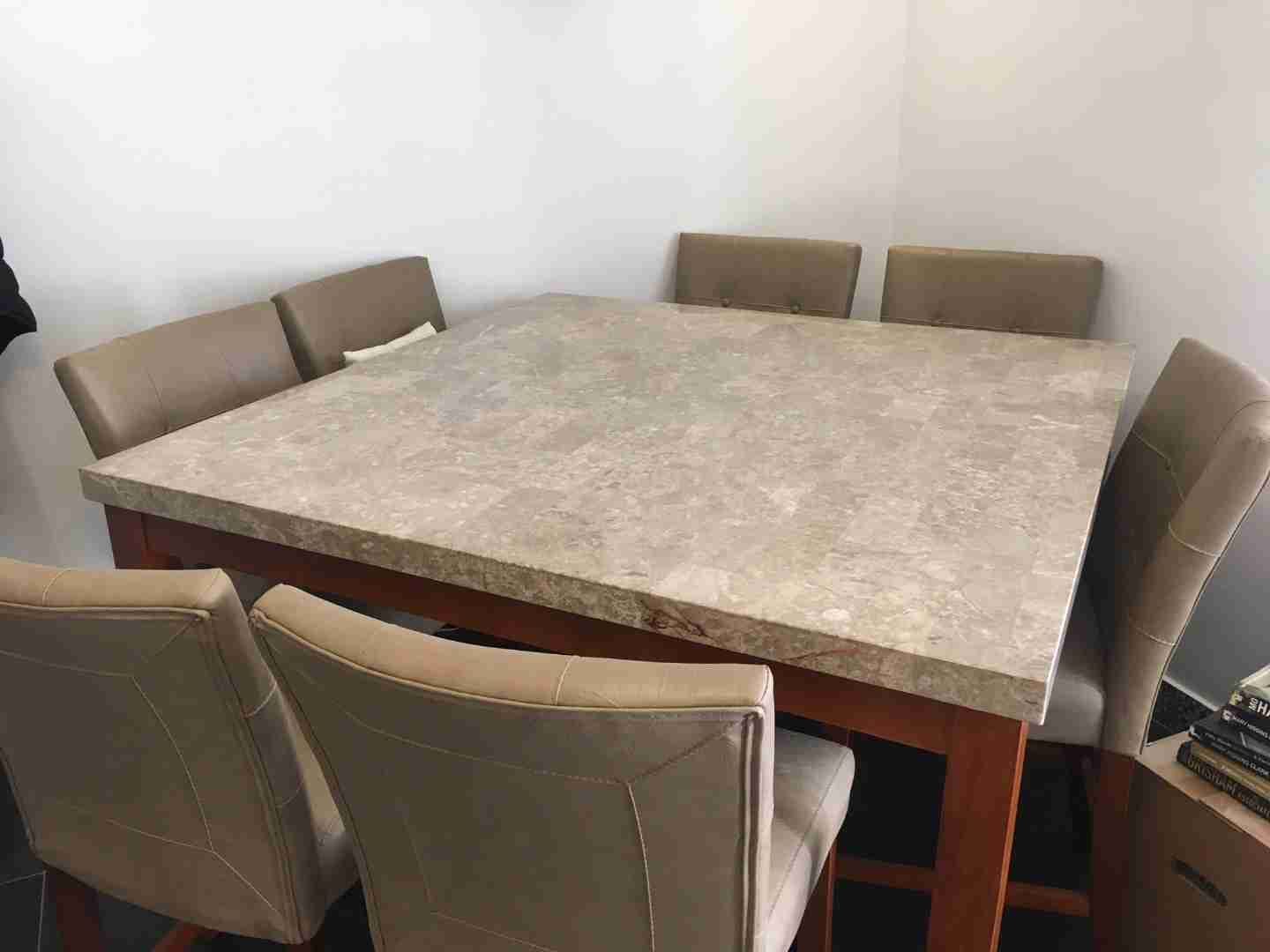 Gorgeous marble dining table and 8 chairs for Sale
لا تنسَ أنك شاهدت هذا الإعلان في عنكبوت
Go...