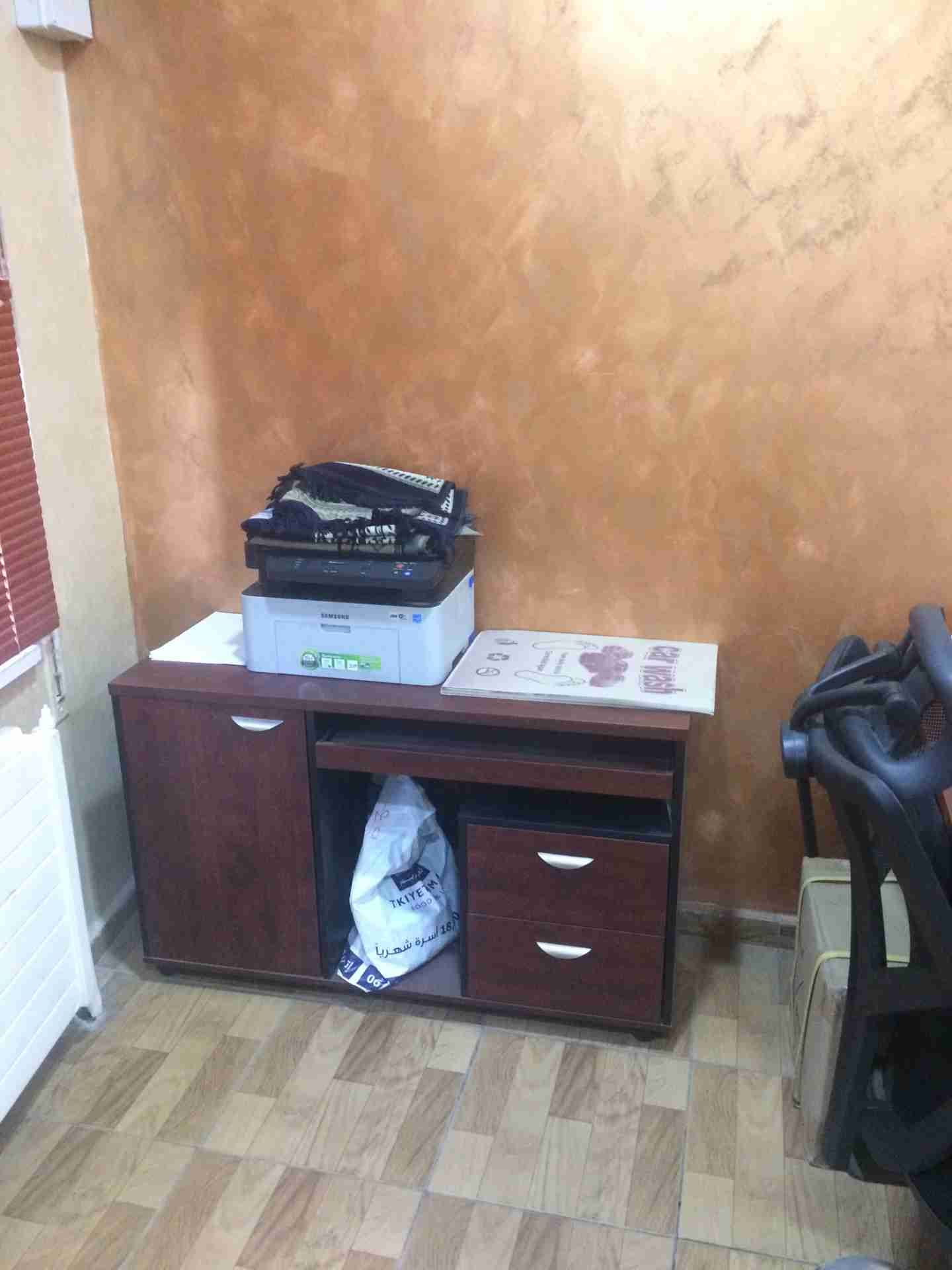 مكتب فاخر مفروش بالكامل بالمدينه الرياضيه
لا تنسَ أنك شاهدت هذا الإعلان في عنكبوت
مكتب يتكون...