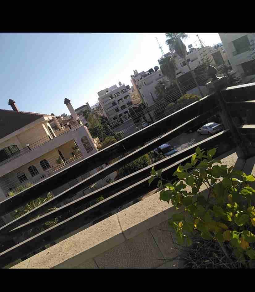 فيلا 380م بالصويفية للبيع
لا تنسَ أنك شاهدت هذا الإعلان في عنكبوت
الموقع كامل للبيع بمساحة 845 م...