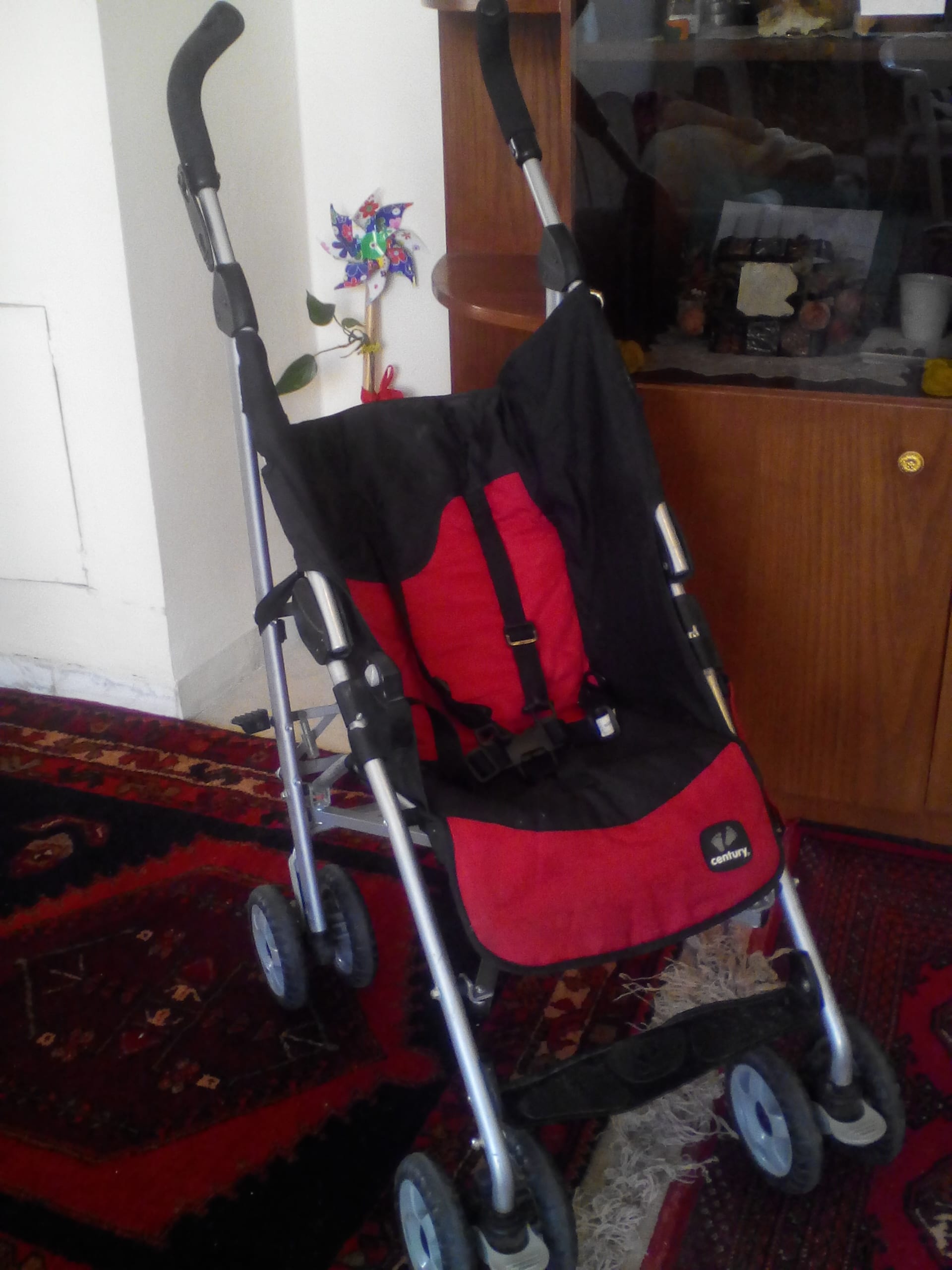 century baby stroller عرباية
لا تنسَ أنك شاهدت هذا الإعلان في عنكبوت
عرباية نوع century
السع...