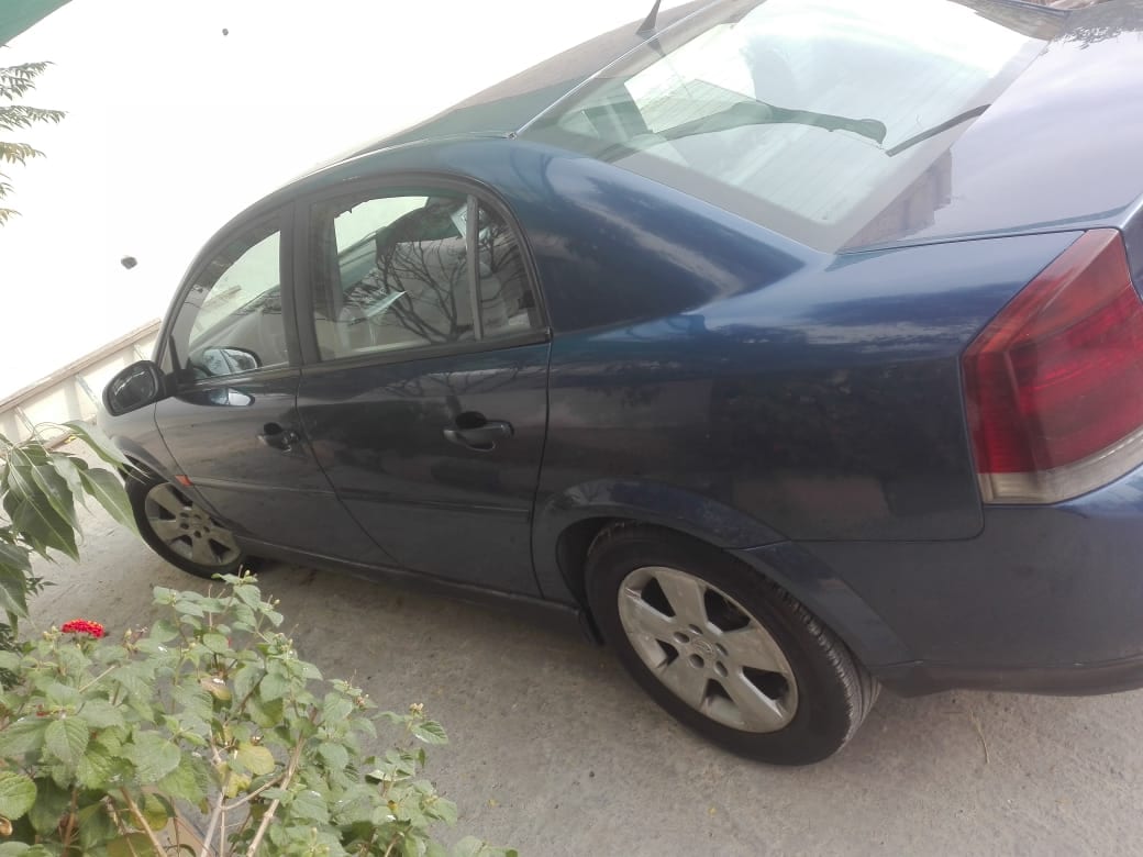أوبل فيكترا 2002 كرت أبيض قير عادي
لا تنسَ أنك شاهدت هذا الإعلان في عنكبوت
أوبل فيكترا موديل...