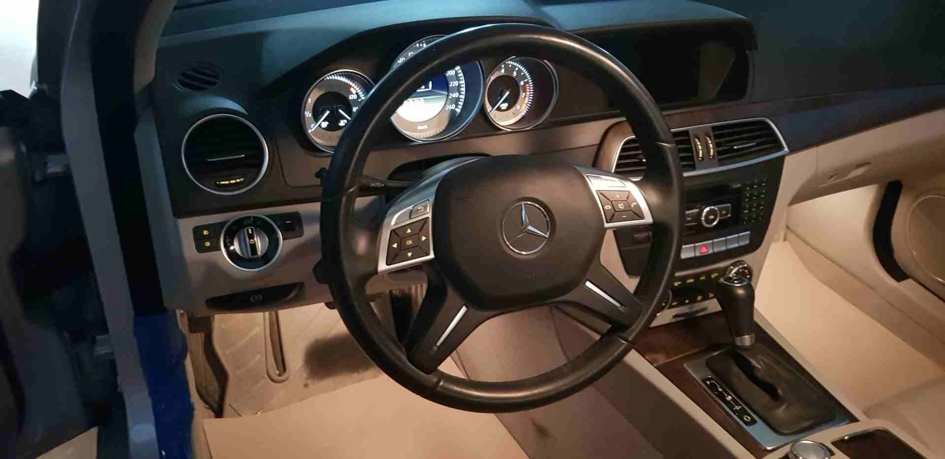 مرسيدس C Class
لا تنسَ أنك شاهدت هذا الإعلان في عنكبوت
فحص كامل
كراسي جلد و كهرباء
عداد 53000 كم...
