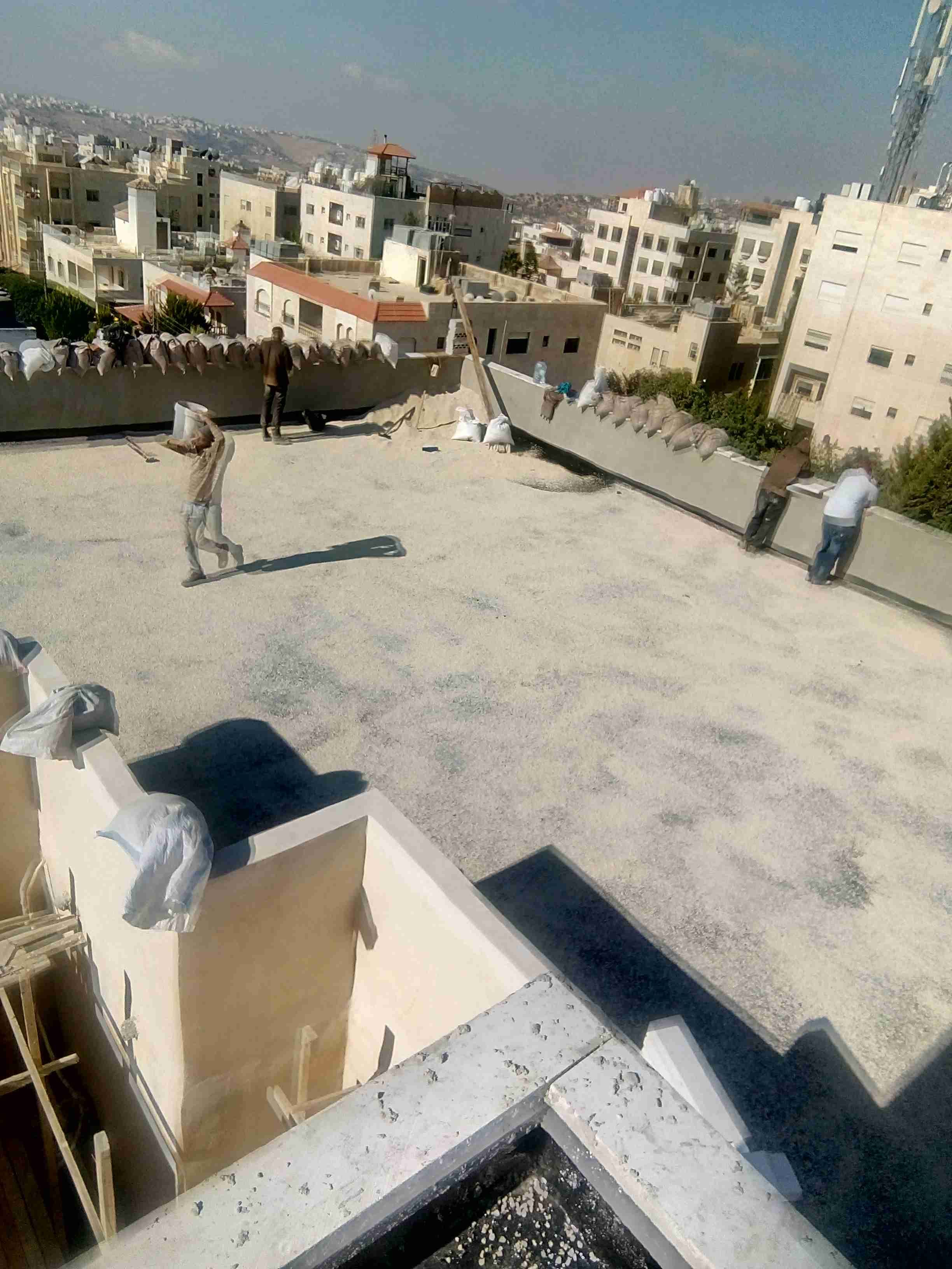 عزل أسطح بالزفته الساخنه أو الرولااات
لا تنسَ أنك شاهدت هذا الإعلان في عنكبوت
عزل أسطح بالزفت...