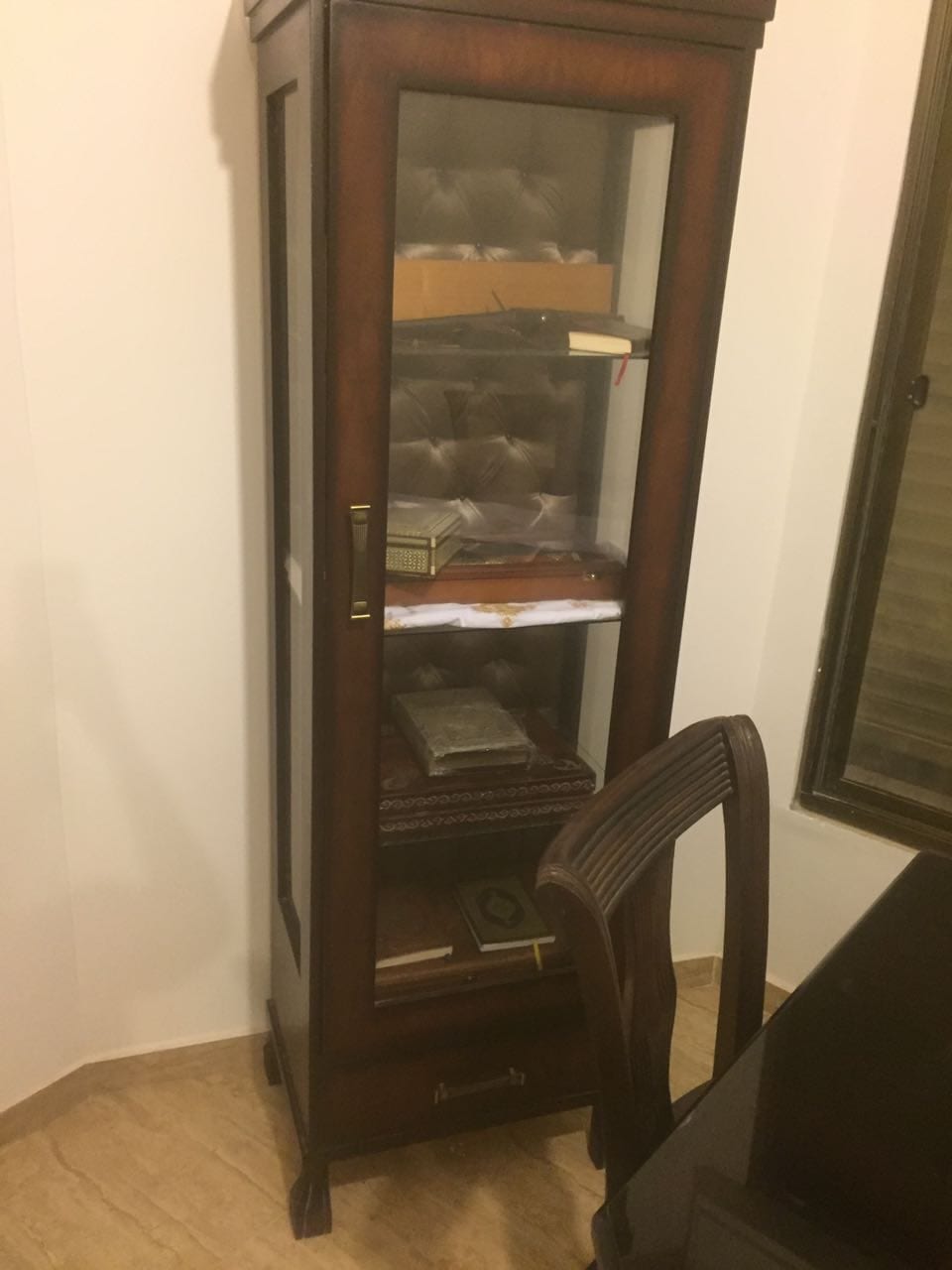 أثاث بيت راقي للبيع
لا تنسَ أنك شاهدت هذا الإعلان في عنكبوت
أثاث بيت راقي للبيع بداعي السفر ،...