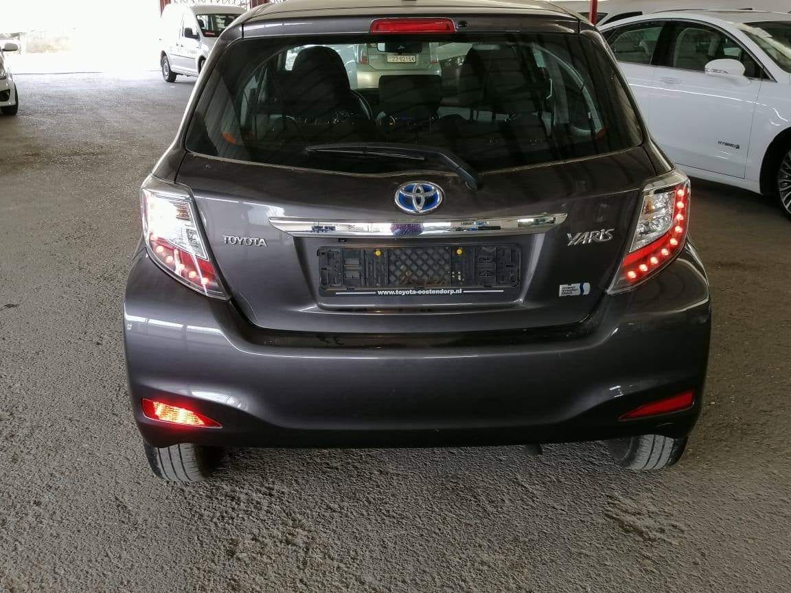 تويوتا يارس Yaris هايبرد 2013
لا تنسَ أنك شاهدت هذا الإعلان في عنكبوت
تويوتا يارس 2013 هايبرد...