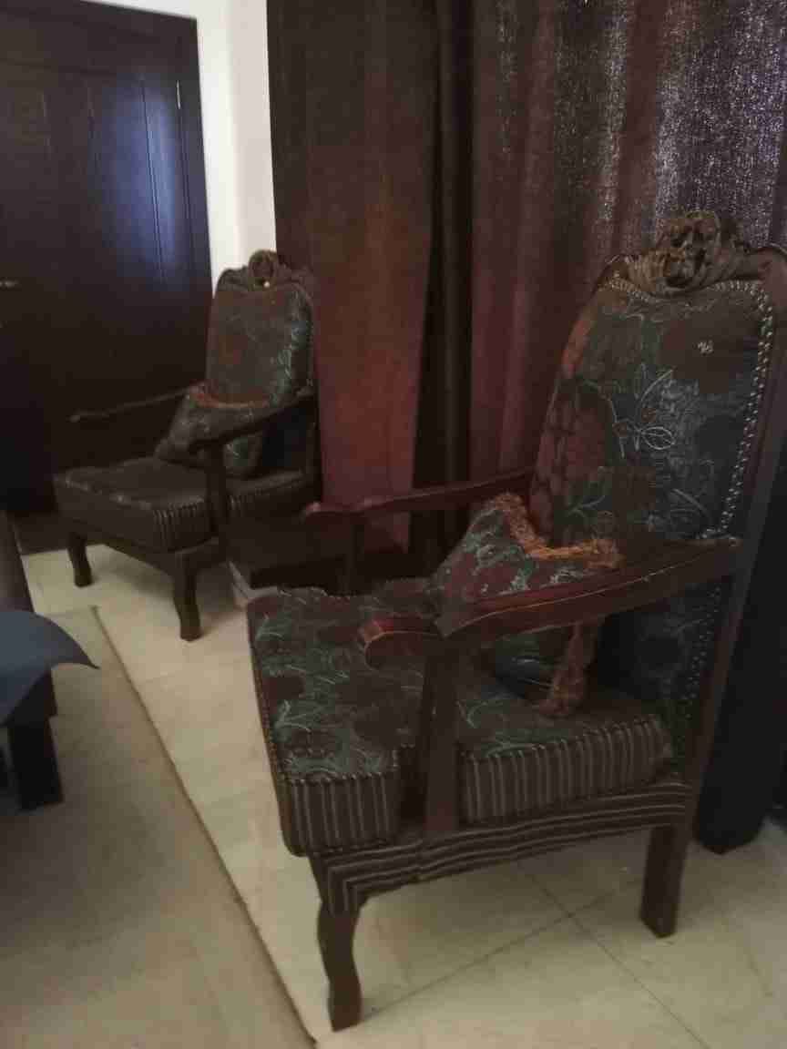 طقم كنب 7مقاعد بسعر مغري جدا
لا تنسَ أنك شاهدت هذا الإعلان في عنكبوت
طقم كنب بحالة جيدة جداً...
