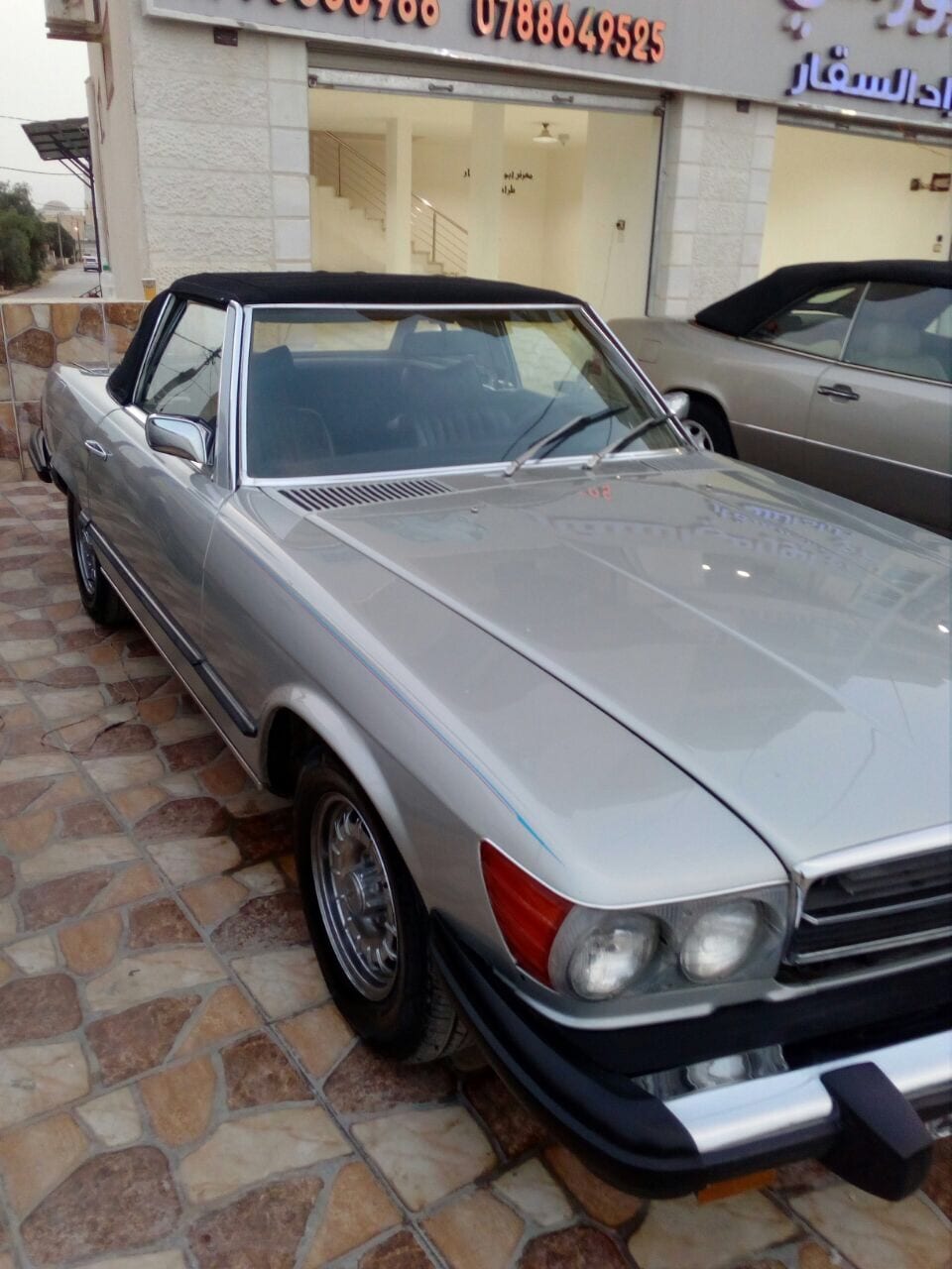 كلاسيك سلفر sl موديل 1974
لا تنسَ أنك شاهدت هذا الإعلان في عنكبوت
مرسيدس sl 450
موديل 1974
لو...