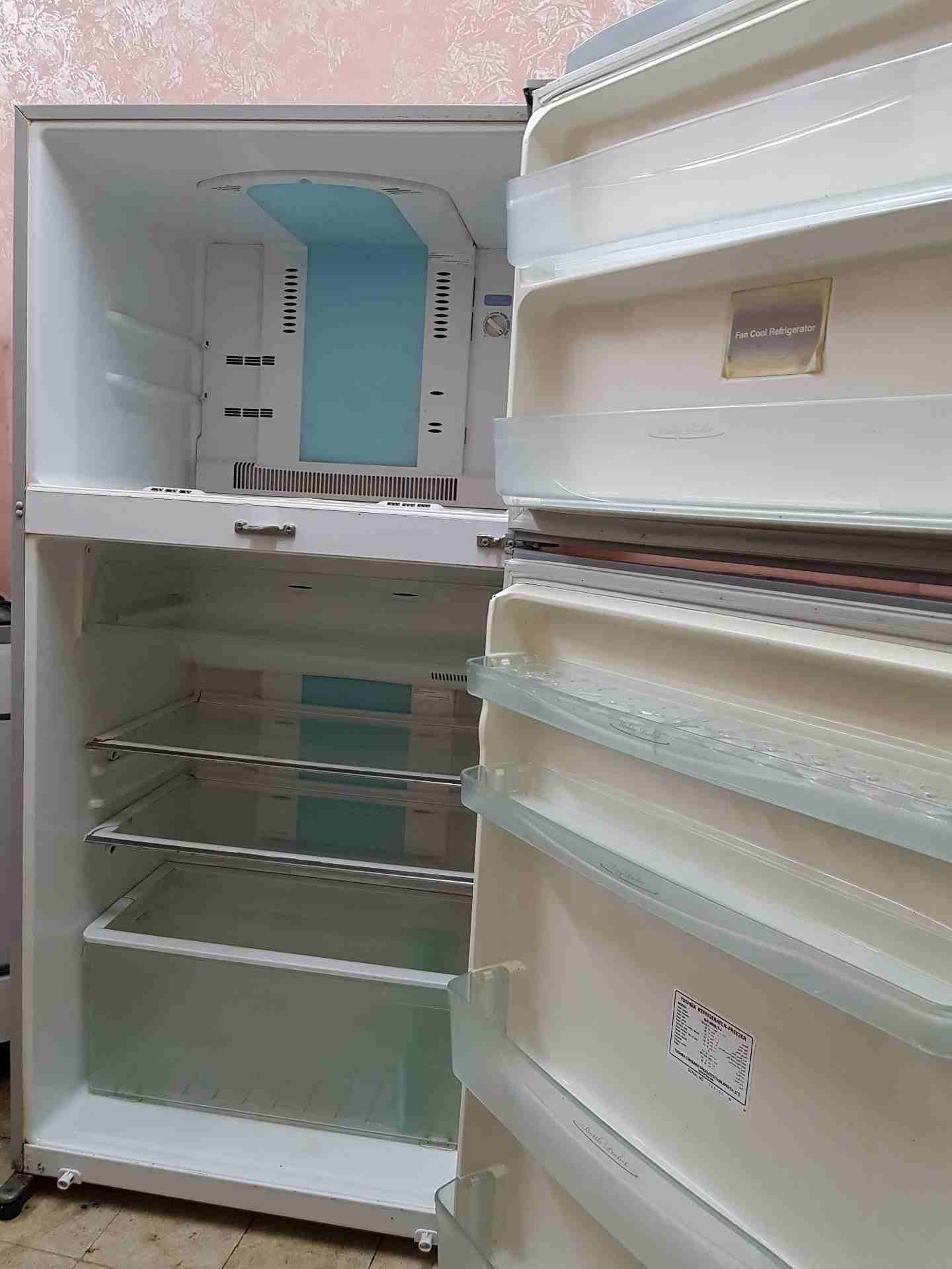 ثلاجه عائليه 24قدم لون سلفر نوع توشيبا بحالة الوكالة
لا تنسَ أنك شاهدت هذا الإعلان في عنكبوت
ثلاج...