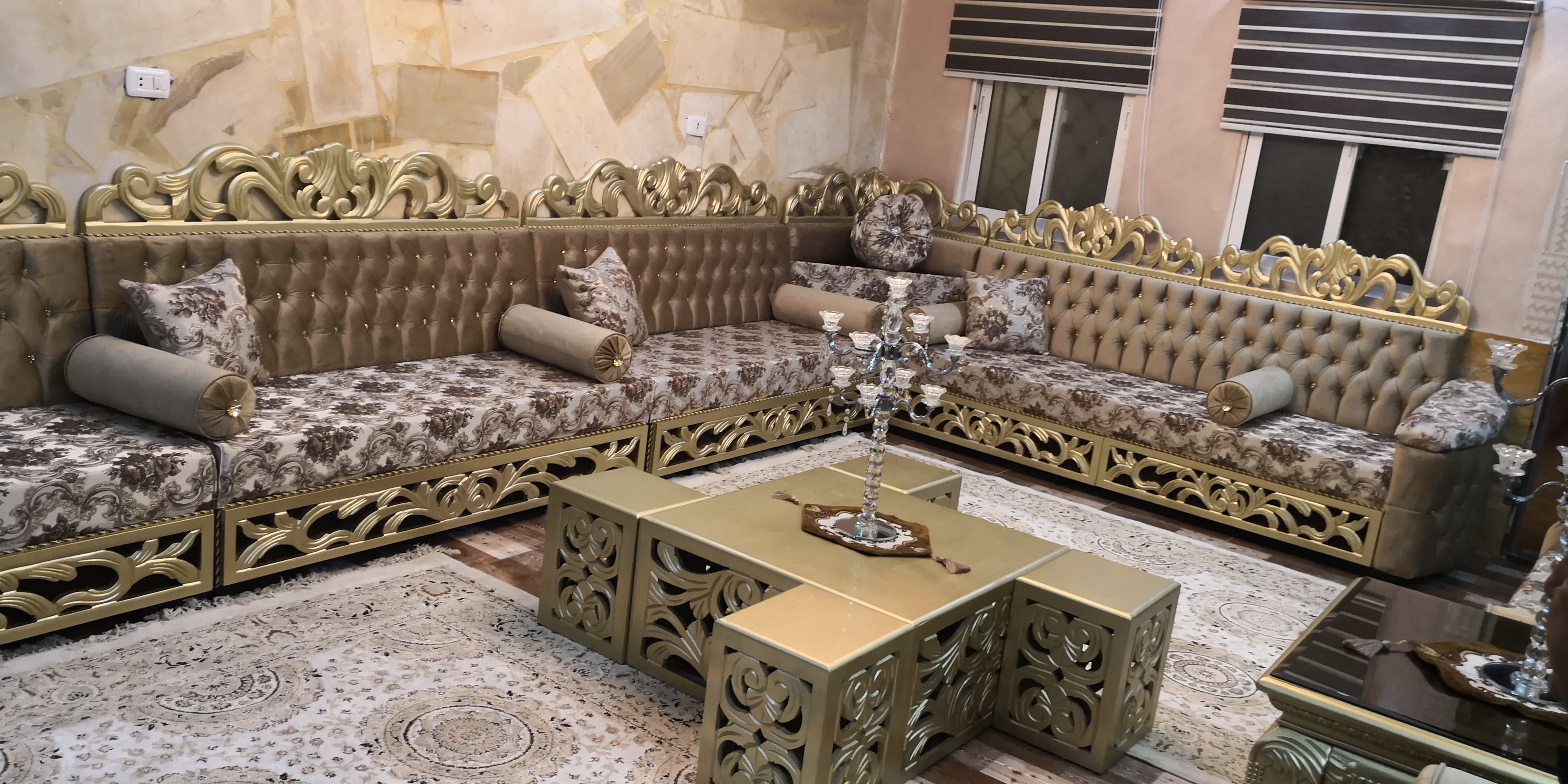 طقم كنب (مجلس خليجي أو مغربي) بسعر مناسب وبجودة عاليه
لا تنسَ أنك شاهدت هذا الإعلان في عنكبوت...