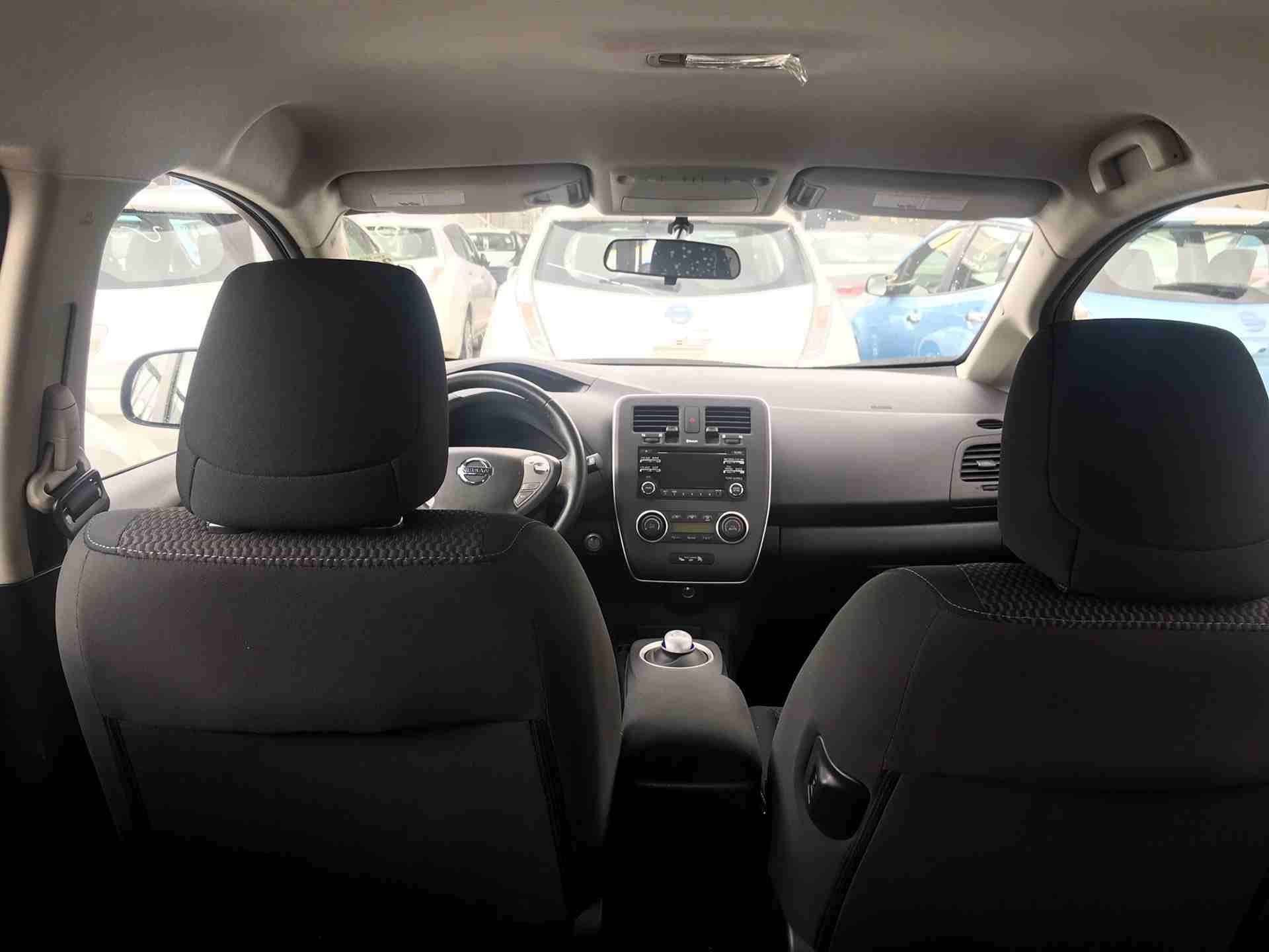 نيسان ليف 2015 فئة S مدخلين لون سلڤر
لا تنسَ أنك شاهدت هذا الإعلان في عنكبوت
Nissan Leaf 2015 لون...